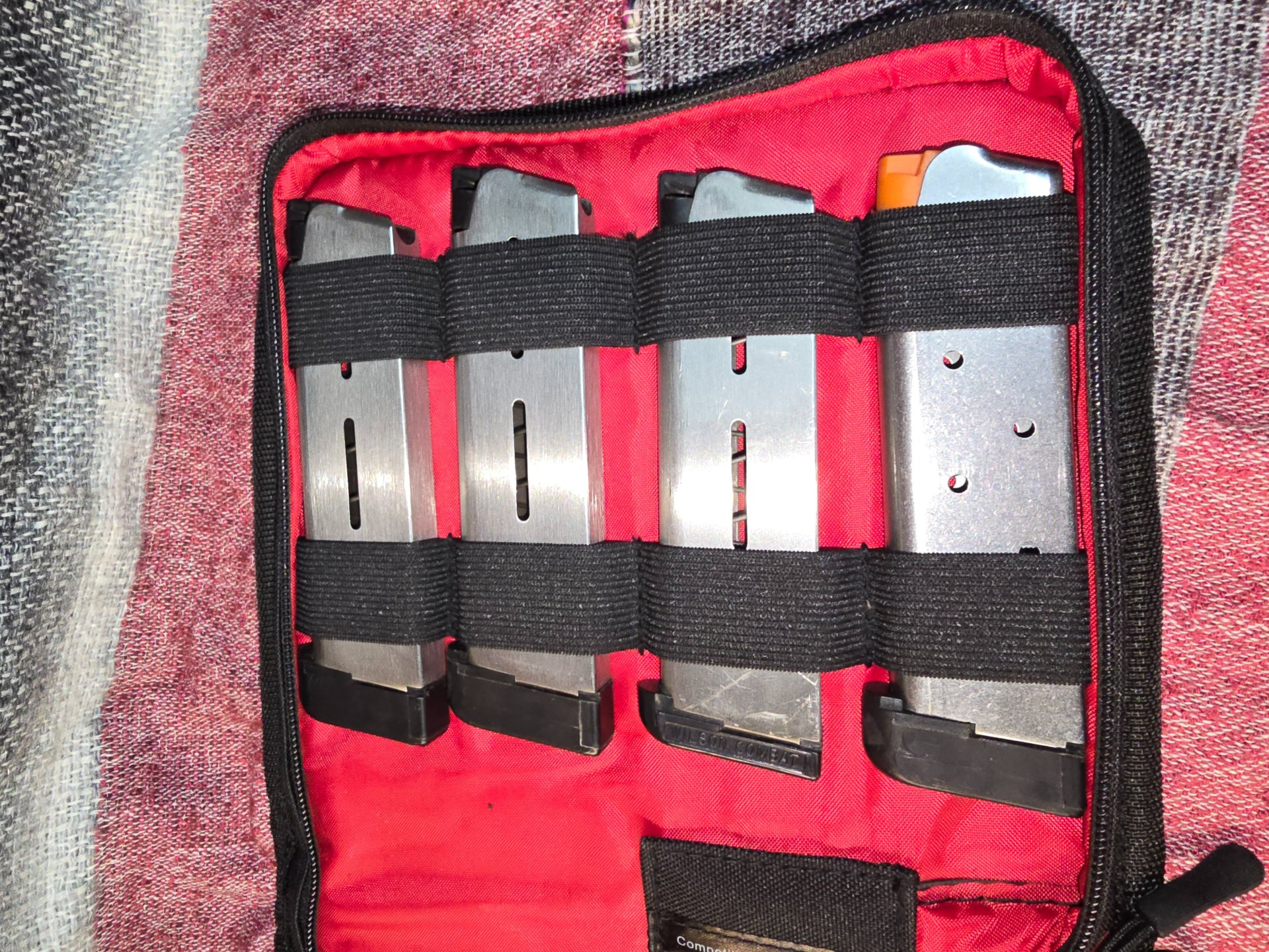 Konvolut Pistolenmagazine Kaliber .45 ACP für 1911er Pistolen – Bild 2