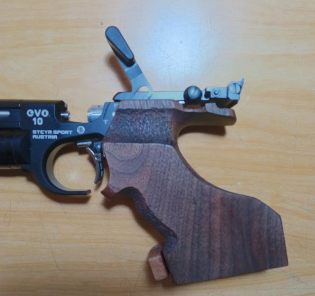 Steyr Evo 10 – Bild 3
