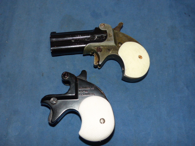 Derringer Mod. MK2 cal. 6mm Flob. PTB 3/72 + extra Griffstück ab 1.- € – Bild 1