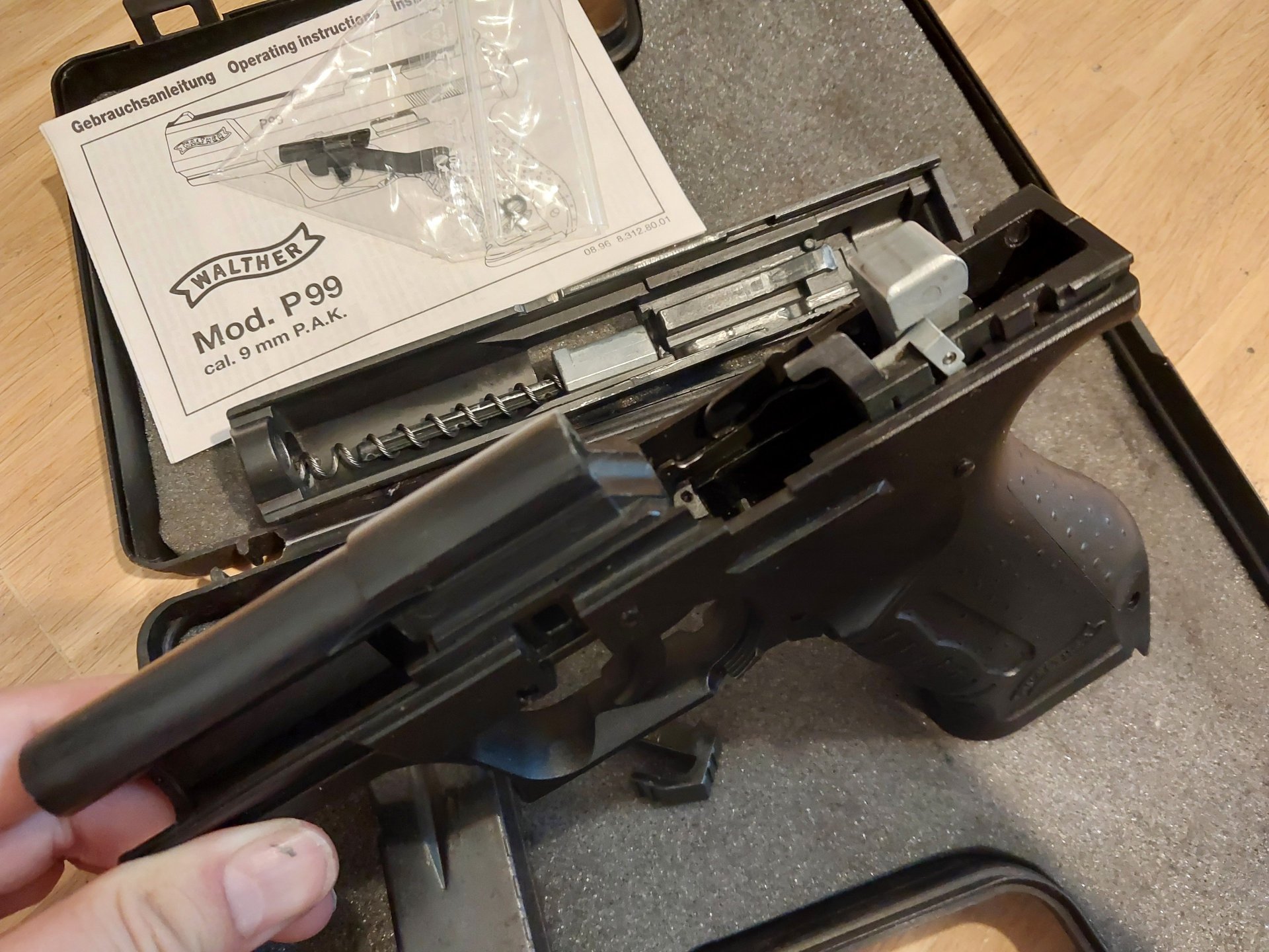 Walther P99 Schreckschusspistolen (defekt) zum aufarbeiten und basteln – Bild 2