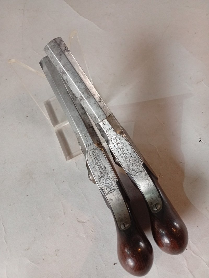 Superbe paire de pistolets de salon / de tir à percussion (Époque XIXe siècle) – Bild 5