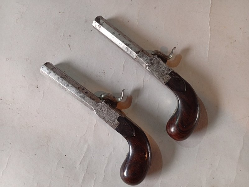 Superbe paire de pistolets de salon / de tir à percussion (Époque XIXe siècle) – Bild 2