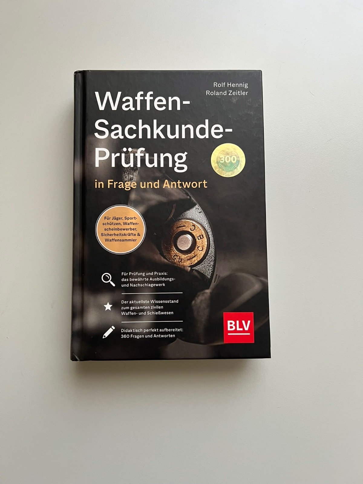 Waffen-Sachkunde-Prüfung in Frage und Antwort - Hennig / Zeitler - WIE NEU! – Bild 1
