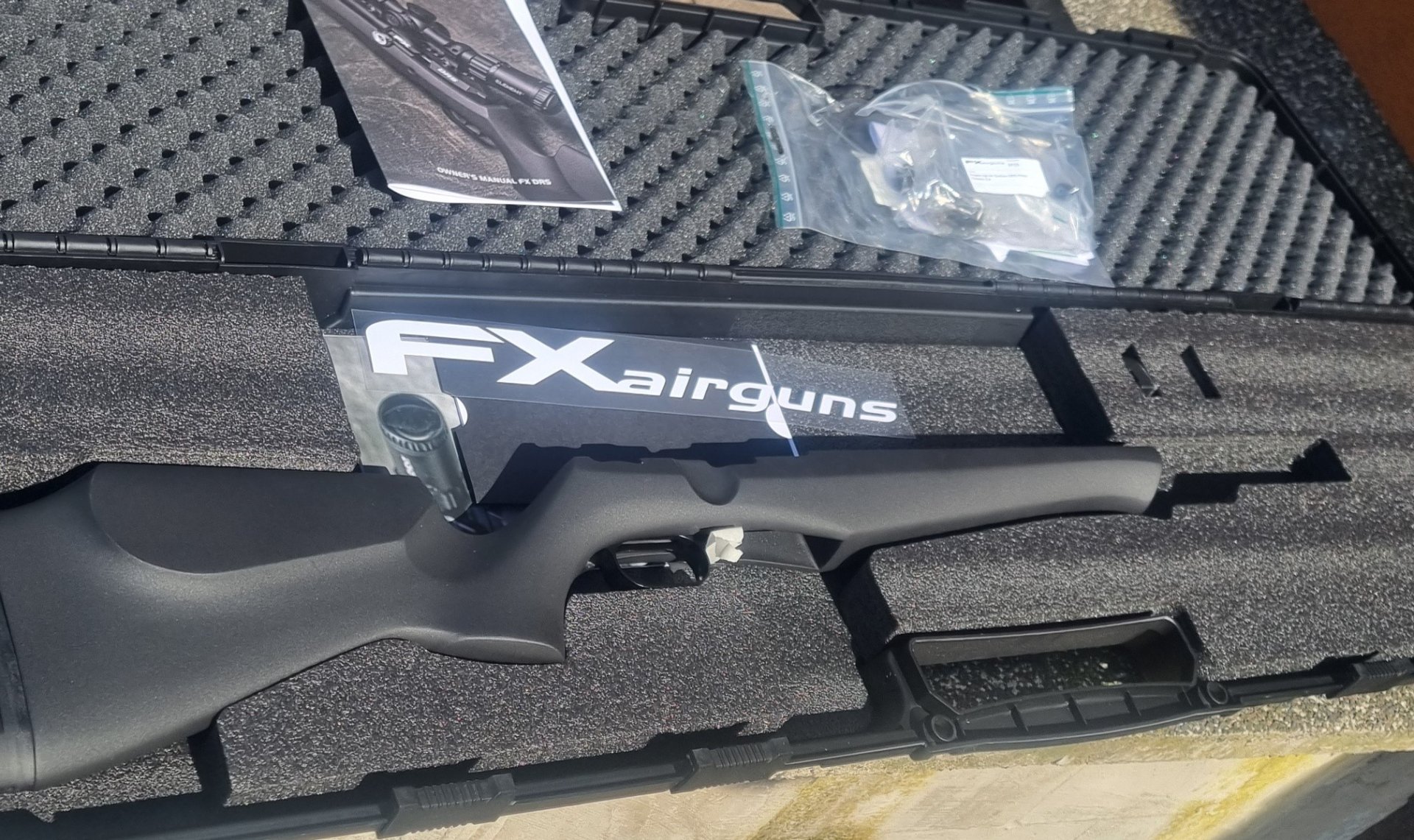 FX Airgun DRS, 2 in1 ..... Saber Tactical, Cal.5,5mm +Classic Stock Syn. – Bild 4