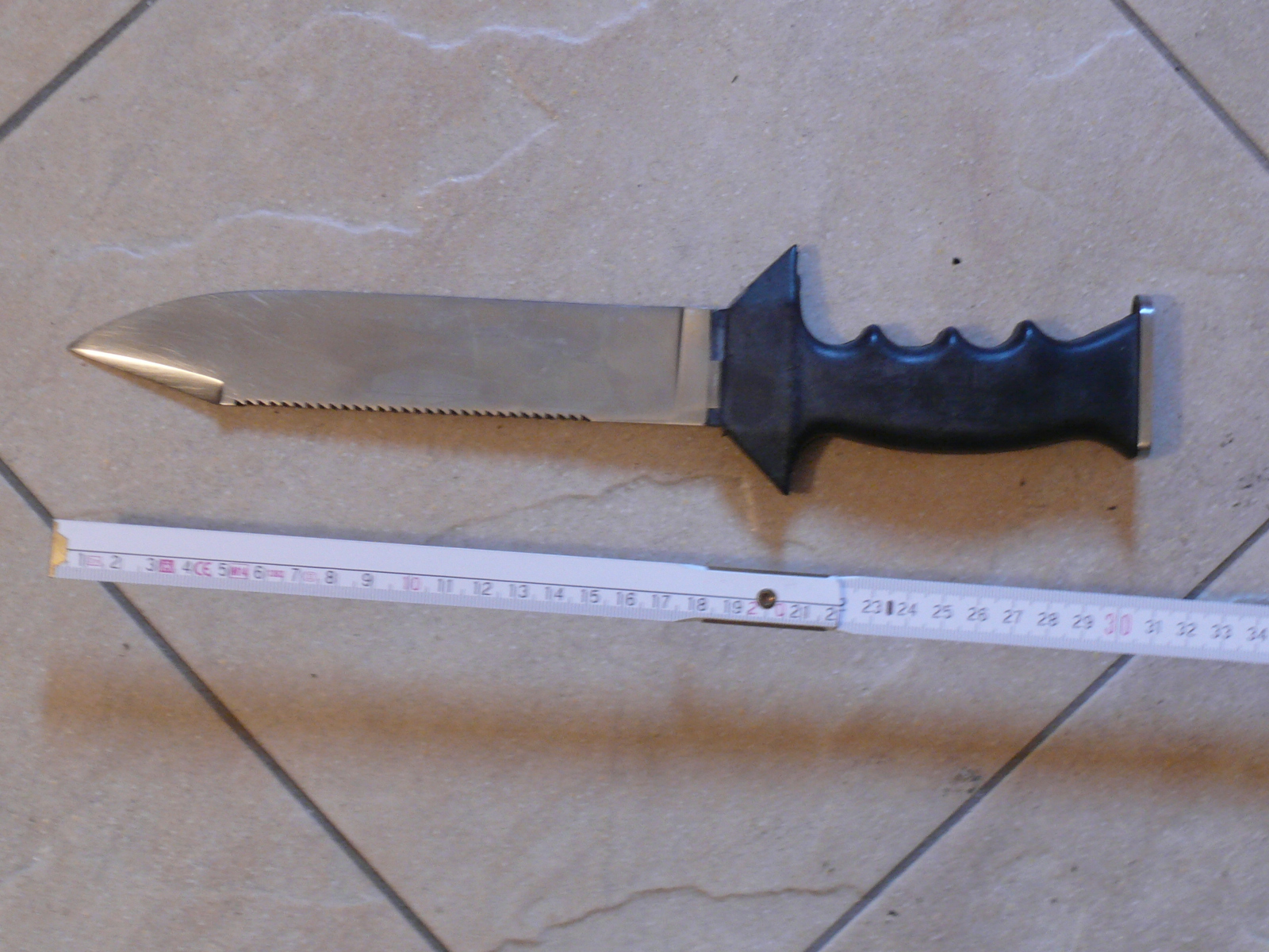 Tauchermesser pers. m. Sägerücken – Bild 2