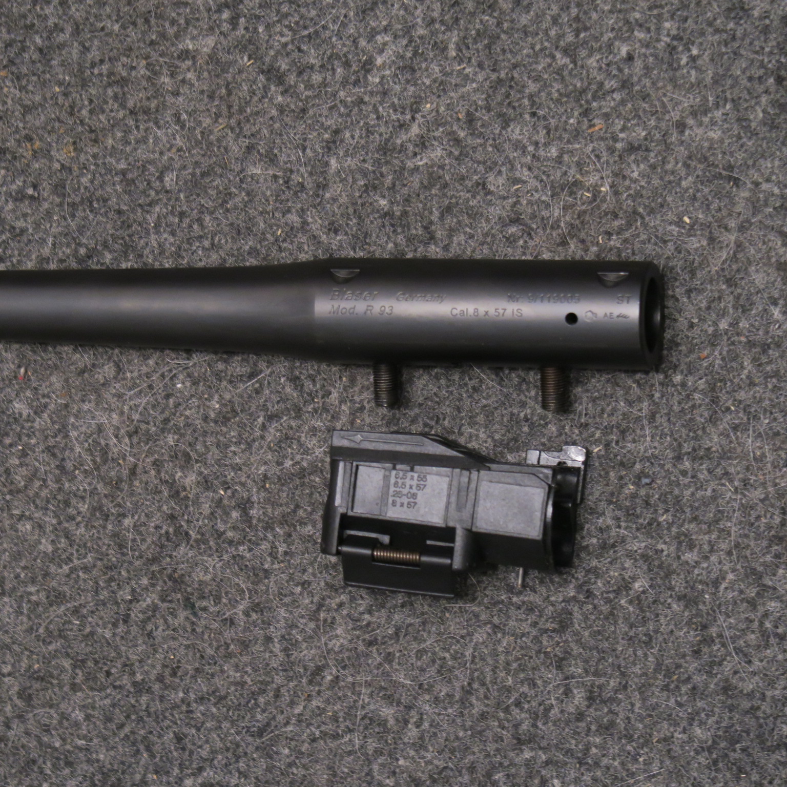 BLASER R93 8x57IS WECHSELLAUF mit MÜNDUNGSGEWINDE M15x1 und MAGAZIN in 52cm KURZAUSFÜHRUNG – Bild 2