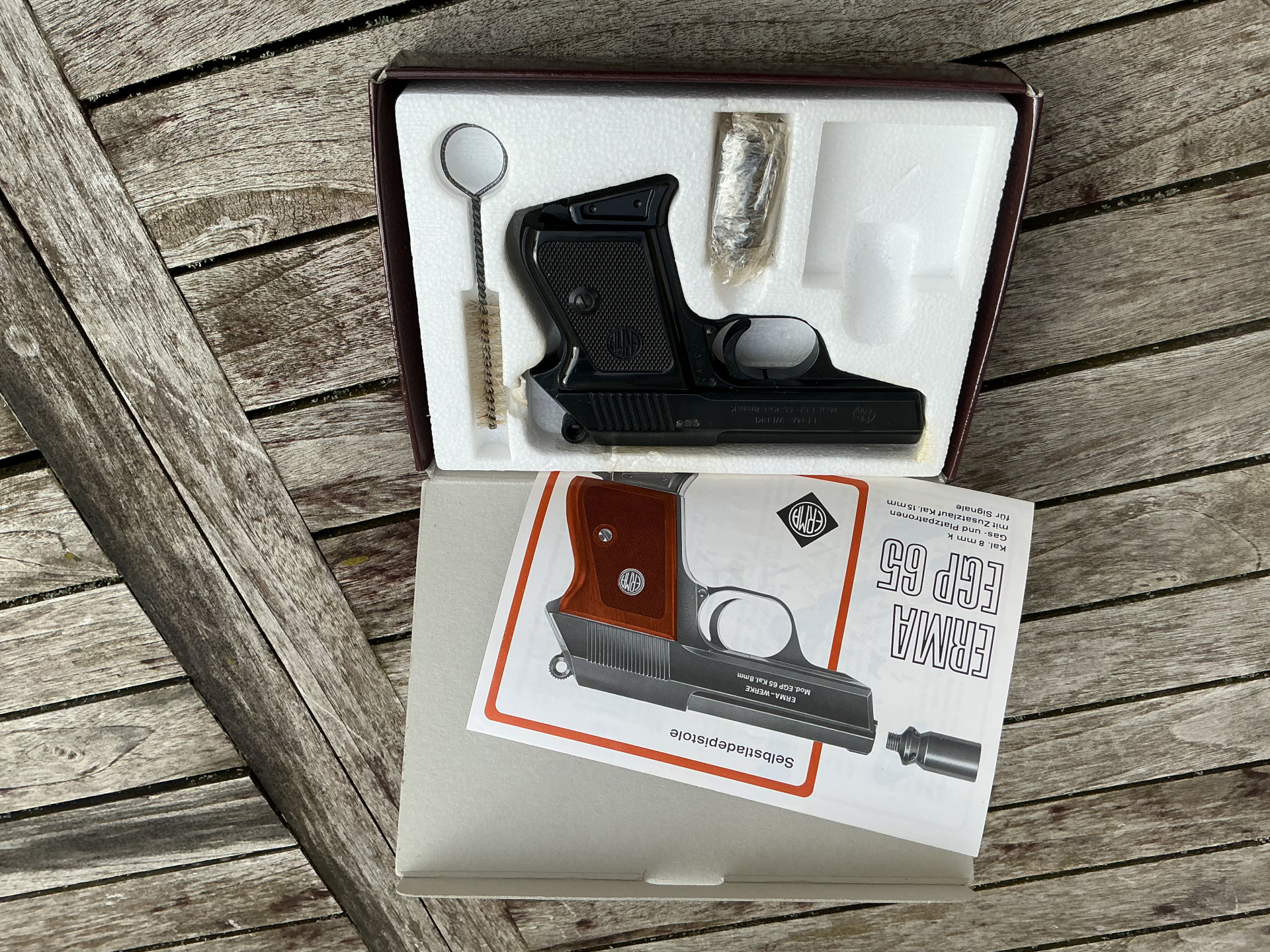 Erma EGP65, mit Verpackung – Bild 1