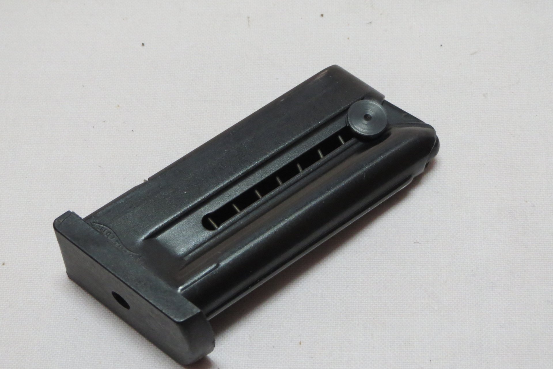 Original Walther GSP Magazin .22lr. Neuwertig mit Schlittenfang – Bild 1