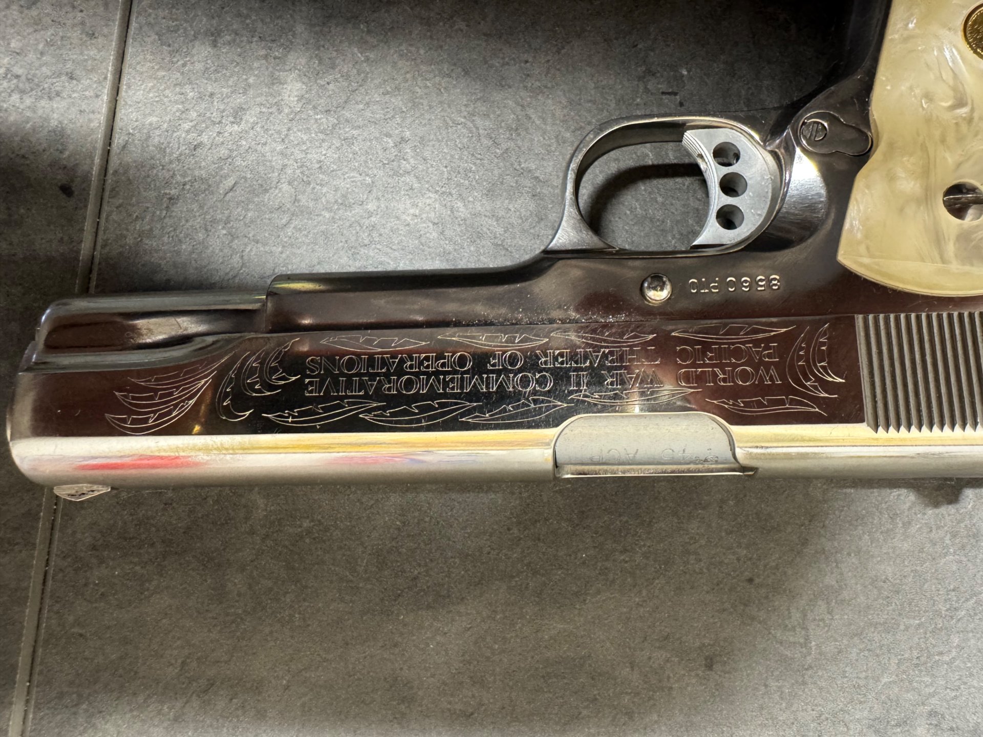 Colt 1911 M1911A1 WWII Pacific Theater Commemorative Sondermodell – Bild 8