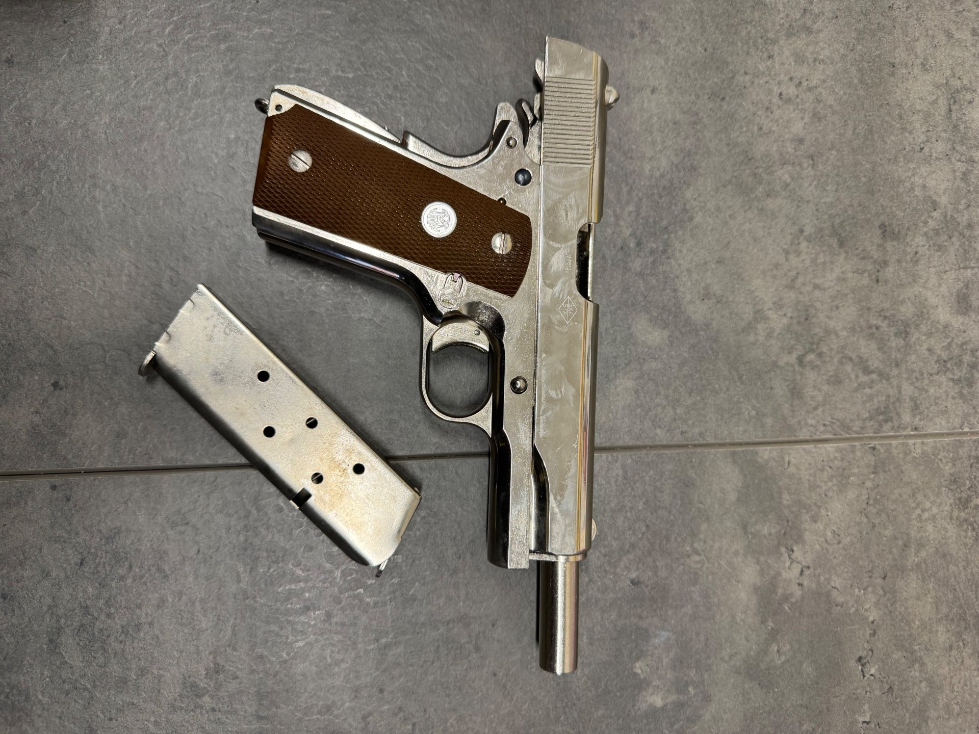 Colt 1911 M1911A1 WWII Pacific Theater Commemorative Sondermodell – Bild 13