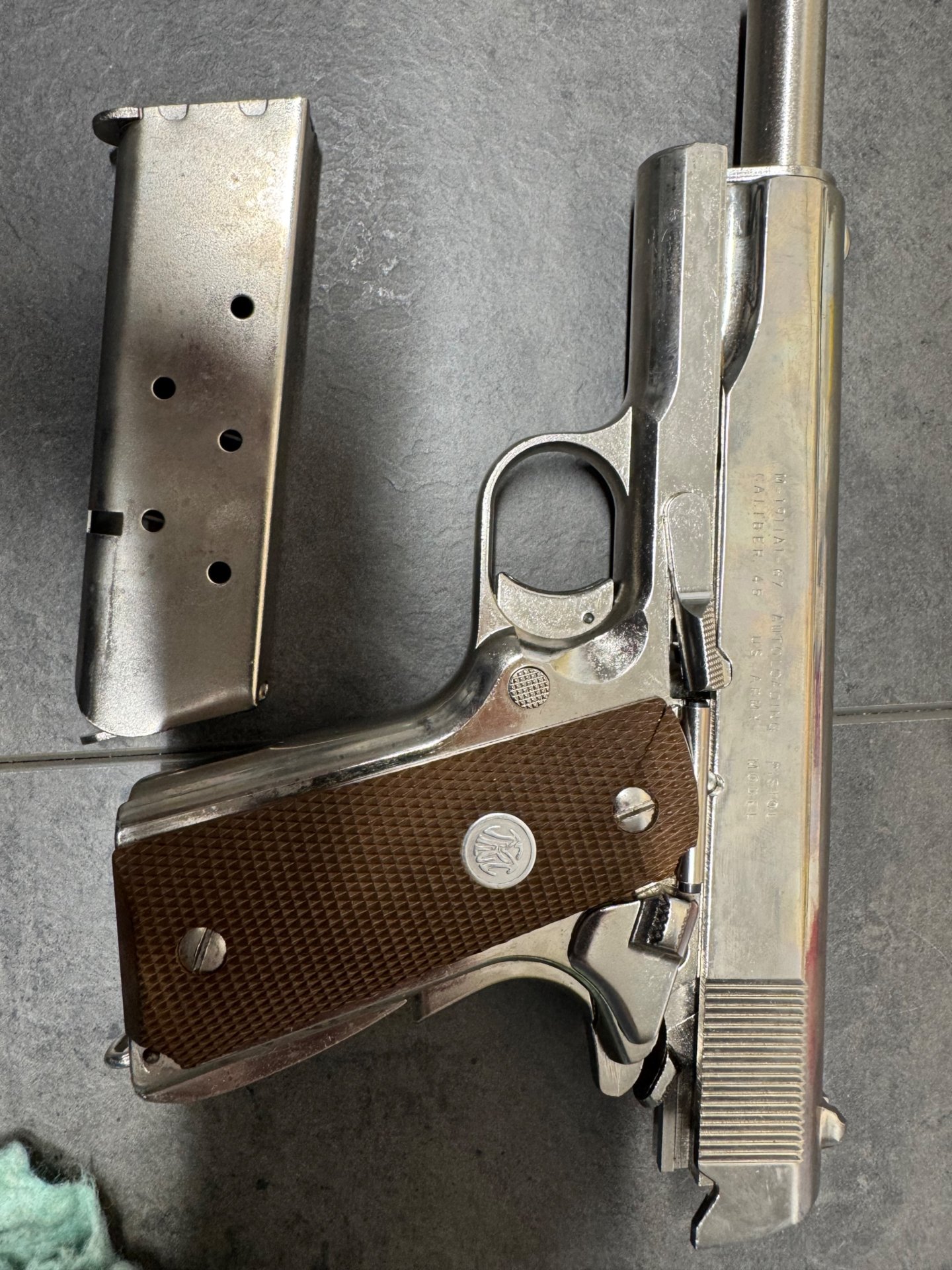 Colt 1911 M1911A1 WWII Pacific Theater Commemorative Sondermodell – Bild 15