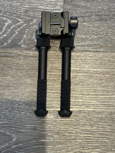 Atlas BT46-NC PSR Zweibein/Bipod mit RRS SOAR BTC Pro Clamp – Arca/Picatinny – Bild 1