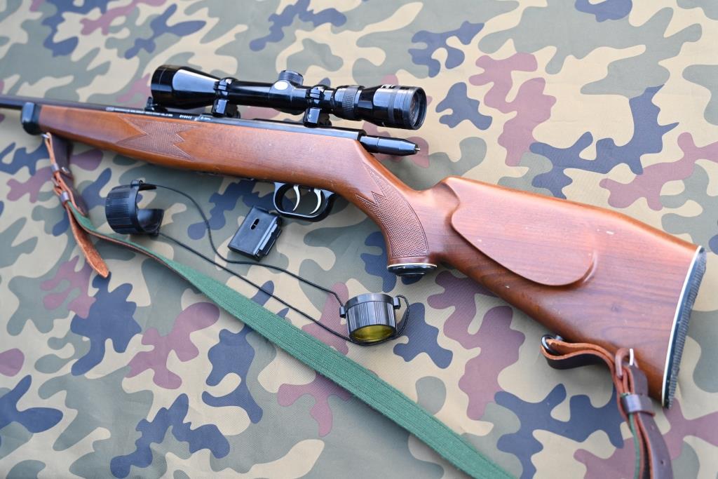 Jagdgewehr Repetierbüchse Schonzeitbüchse Kriegeskorte Krico Kal. .22 WIN MAG, Bj. 1977, ZF 3-9x40 – Bild 3