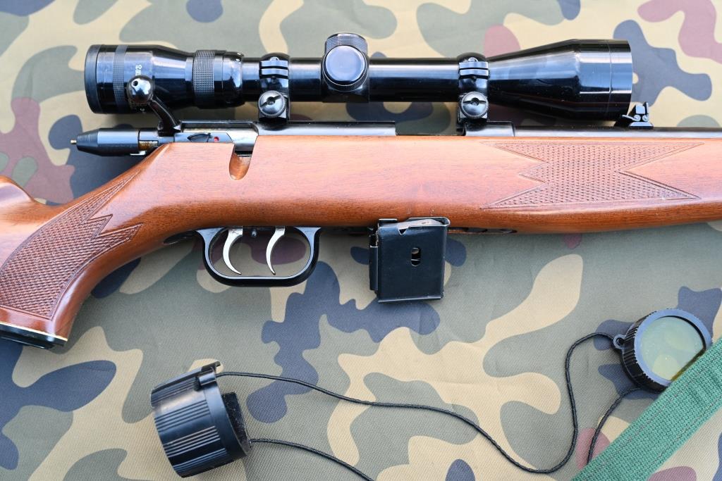 Jagdgewehr Repetierbüchse Schonzeitbüchse Kriegeskorte Krico Kal. .22 WIN MAG, Bj. 1977, ZF 3-9x40 – Bild 4
