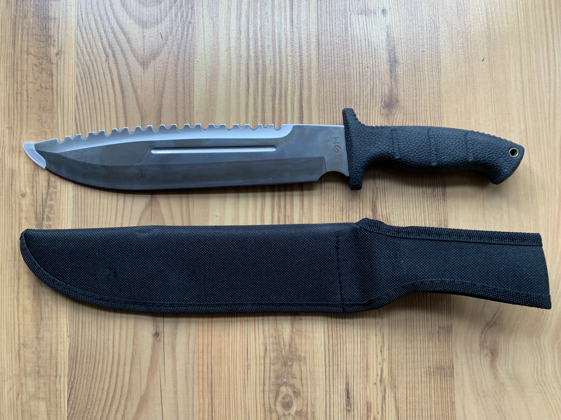 Jagd-/Survivalmesser m. Kunststoffgriff > in schwarzer Kunstststoffscheide m. Druckknopf – Bild 3