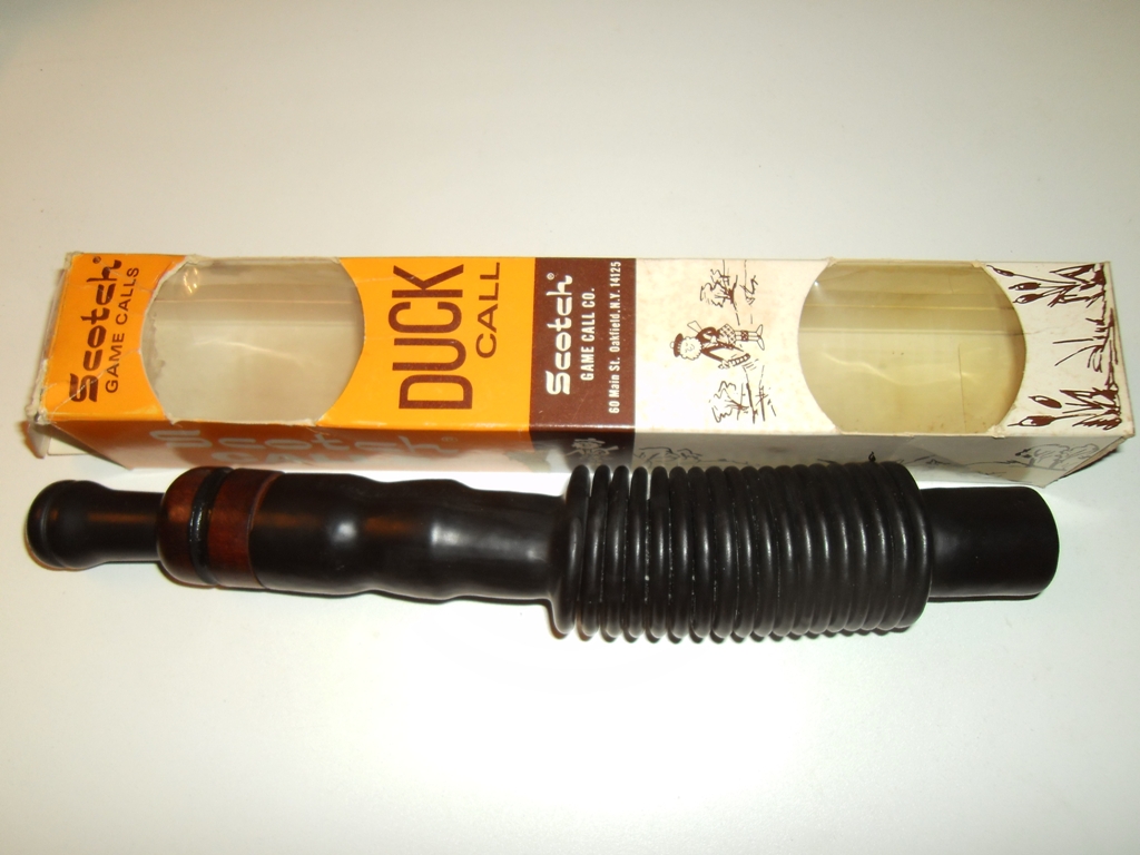 Der "Original" Scotch Duck Call ist ein einzigartiger Lockbalg aus Hartholz, – Bild 1