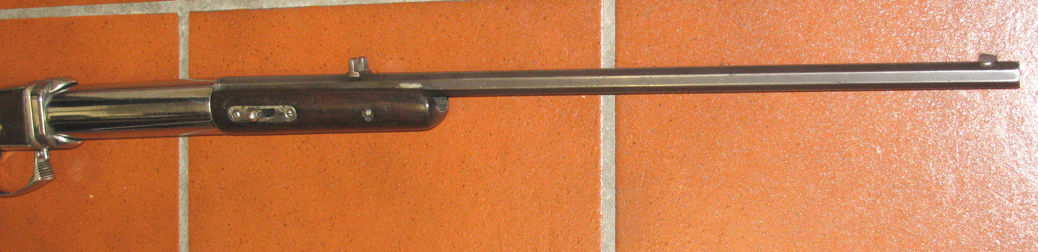 Sehr altes Luftgewehr in 6,35mm, noch in guten Zustand, wahrscheinlich Manteuffel – Bild 5