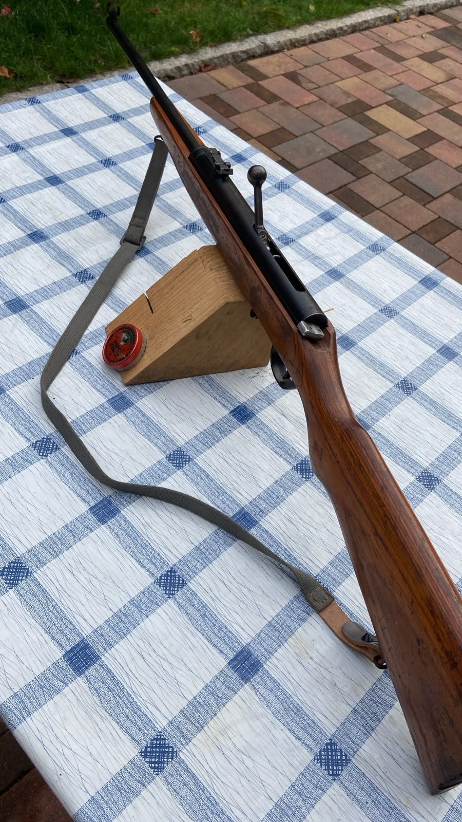 Haenel Mod. 49a Luftgewehr mit Tragegurt Schichtholzschaft und Sicherung – Bild 3