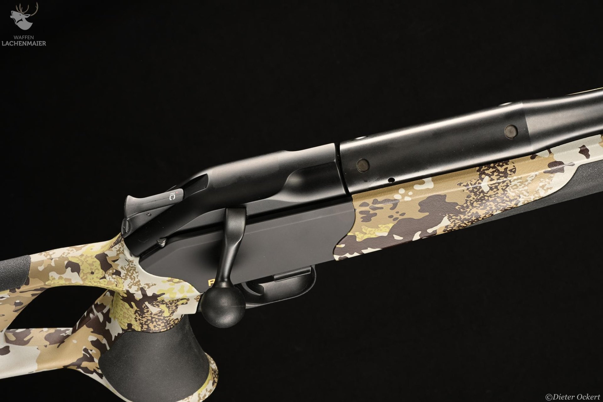 Blaser R8 Success Professional Camo Kaliber .30-06Spring – Bild 1