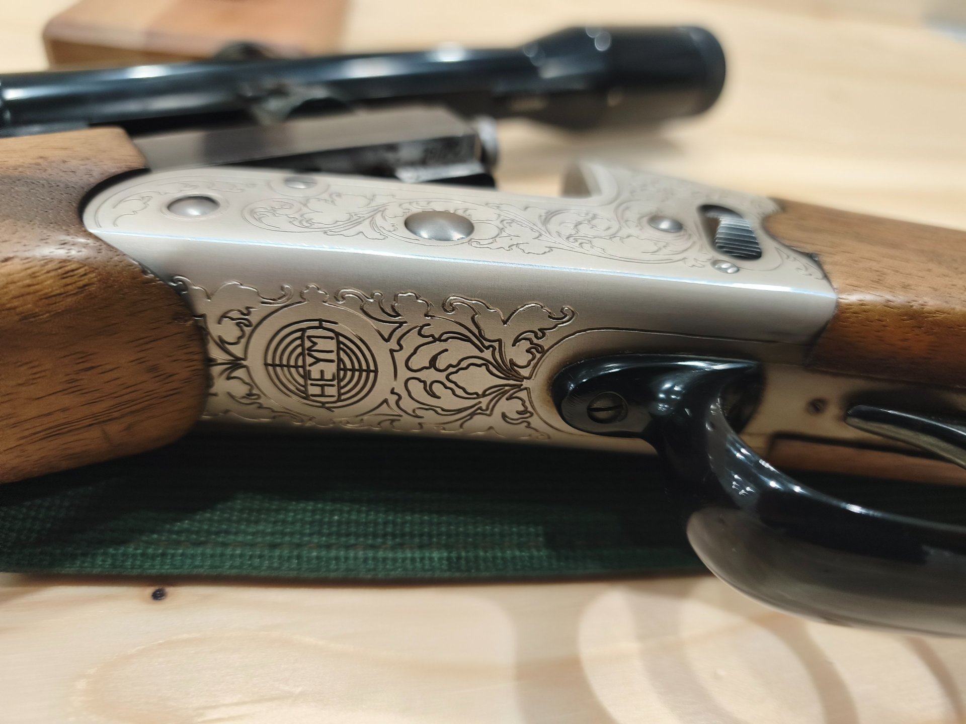 Klassiker: Heym Mod. 22F Bockbüchsflinte | 16/70 & 5,6x50R Mag | Zeiss Glas | Handspannung! – Bild 3