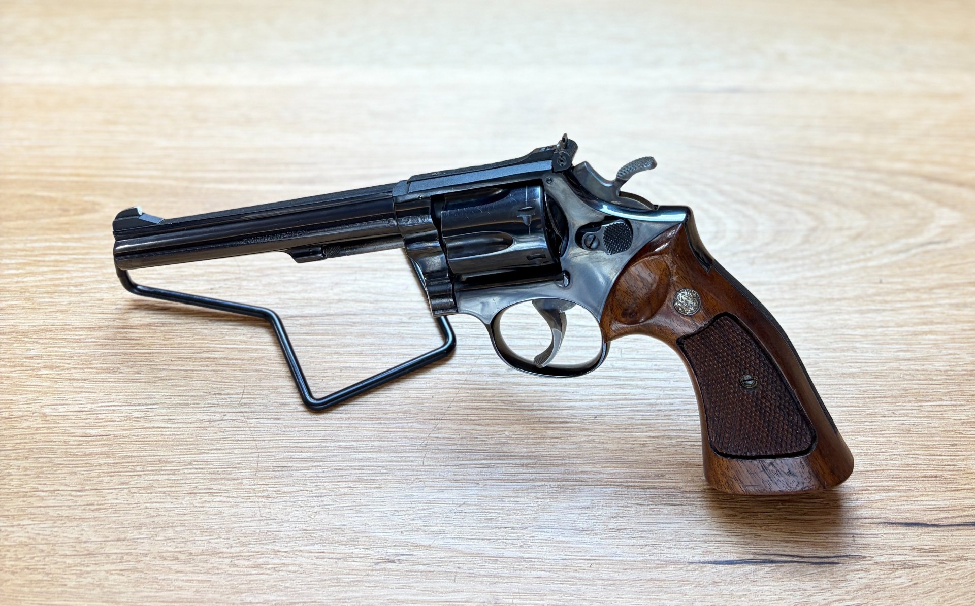 Smith & Wesson Sportrevolver Model 17-3 22l.r. – Bild 4