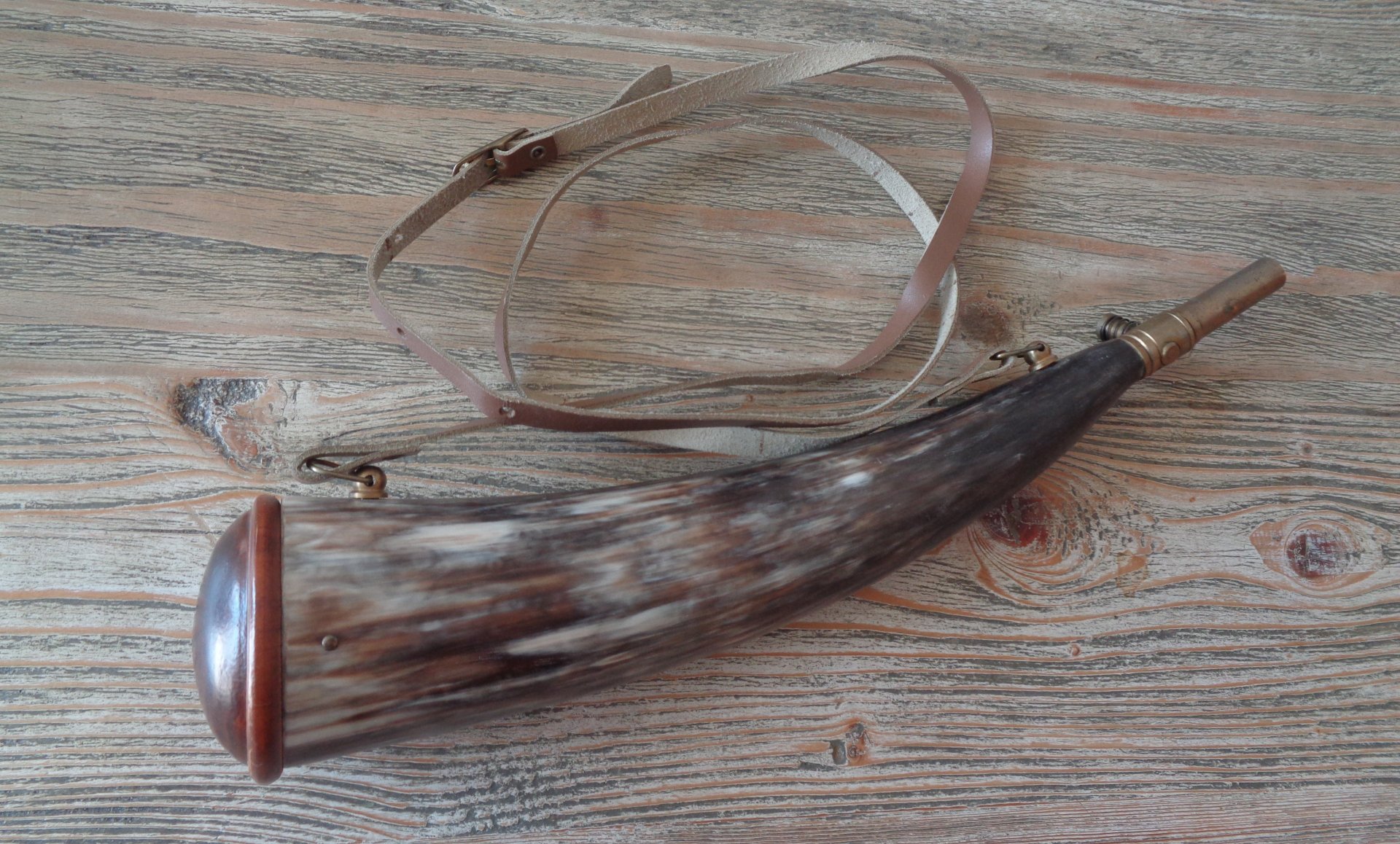 LUXUS PULVERHORNFLASCHE – Bild 1