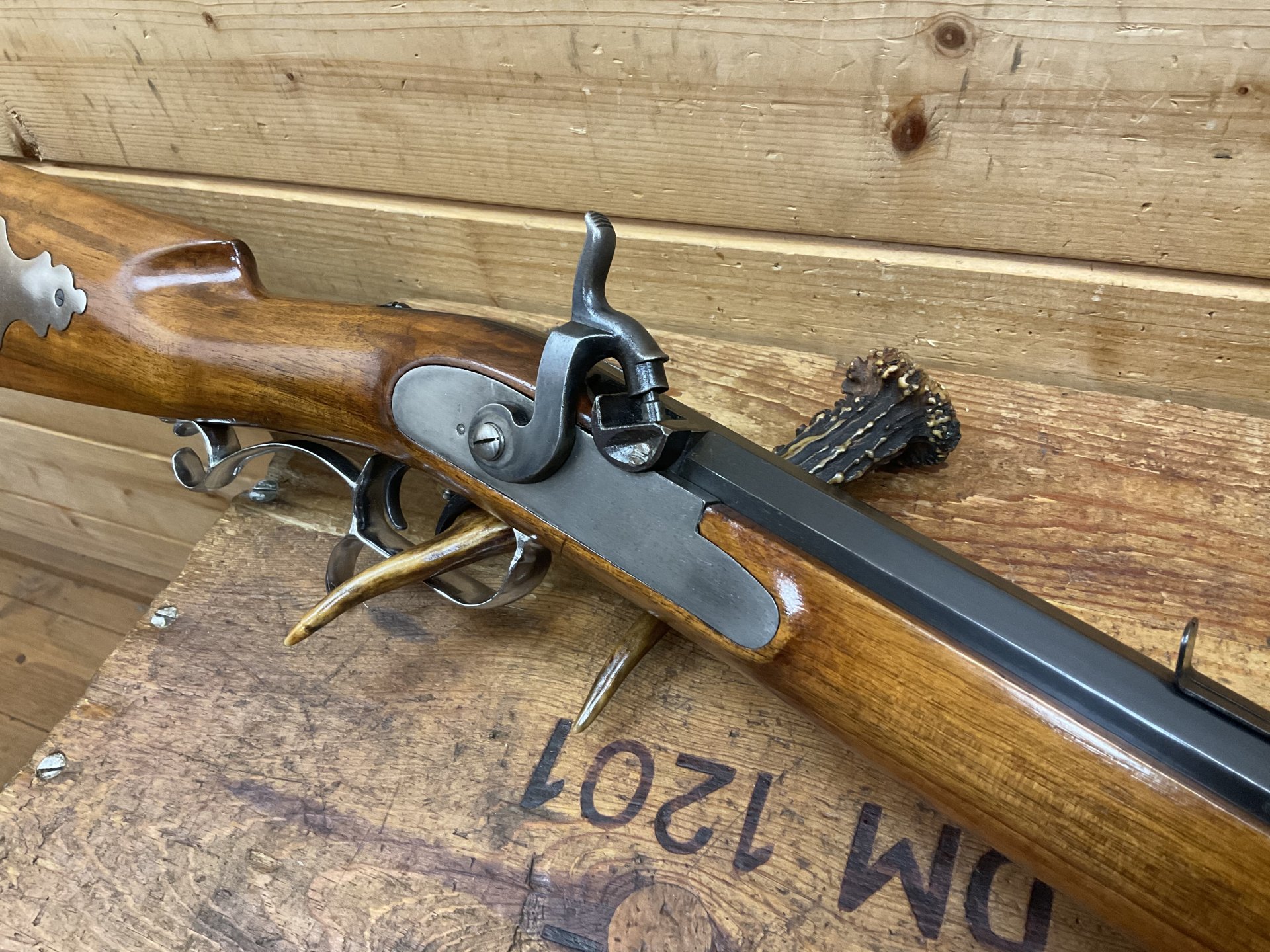 Vorderlader Perkusion MAVI Hawken Rifle, Cal.45, schwehrer Lauf! metall Putzstock! super Zustand! – Bild 5