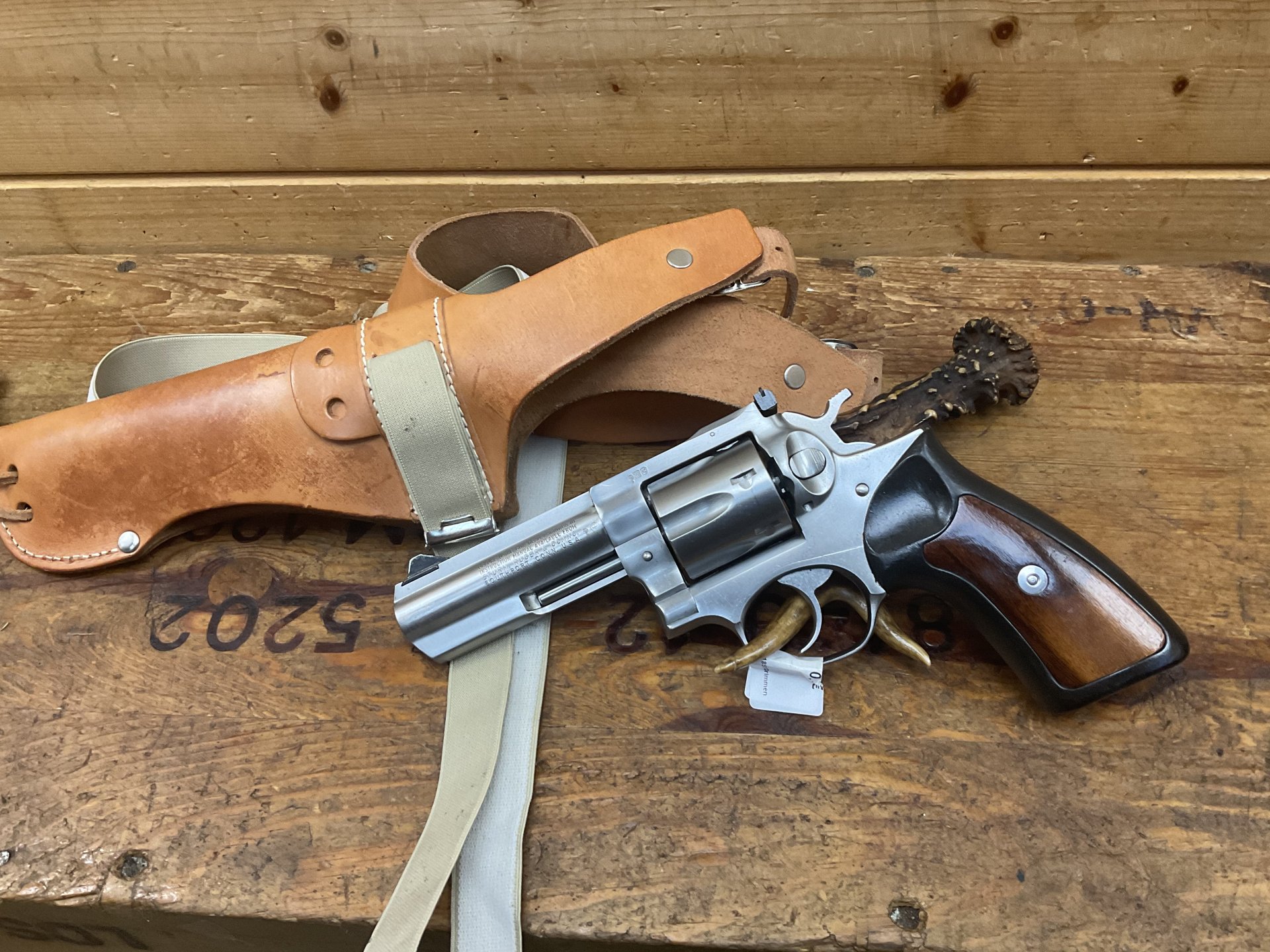 Revolver RUGER GP100, Kal..357Mag., 5Zoll, mit Schulterholster!Leder! – Bild 2