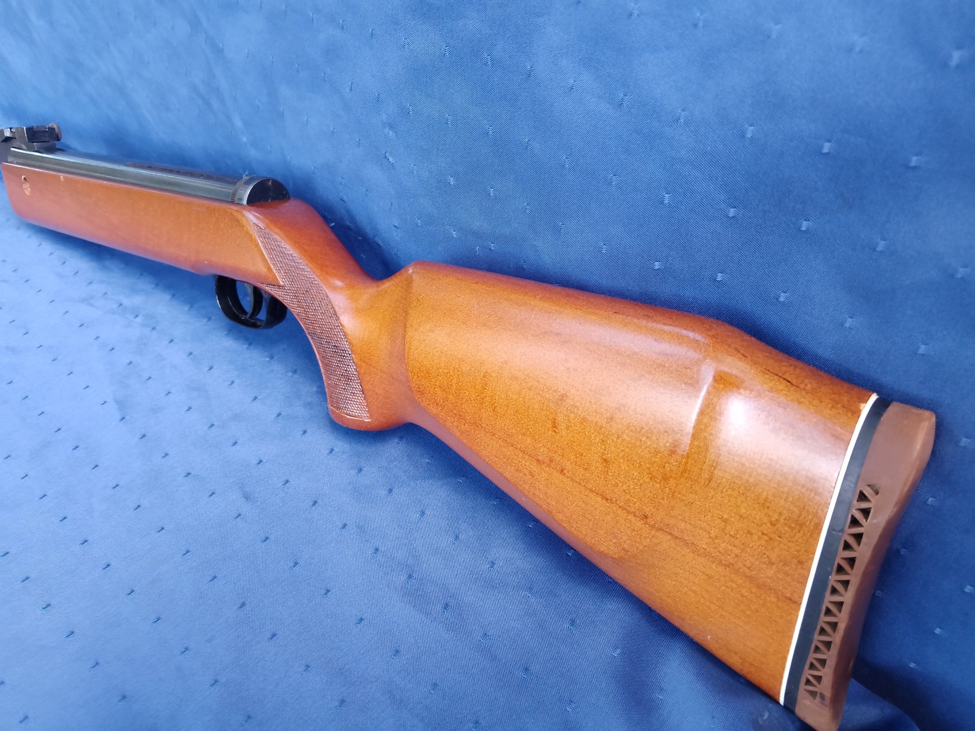 UMA Modell 62 im cal.4,5 mm **Made in Great Britain** Mit Laufgewinde und Laufmantel – Bild 4