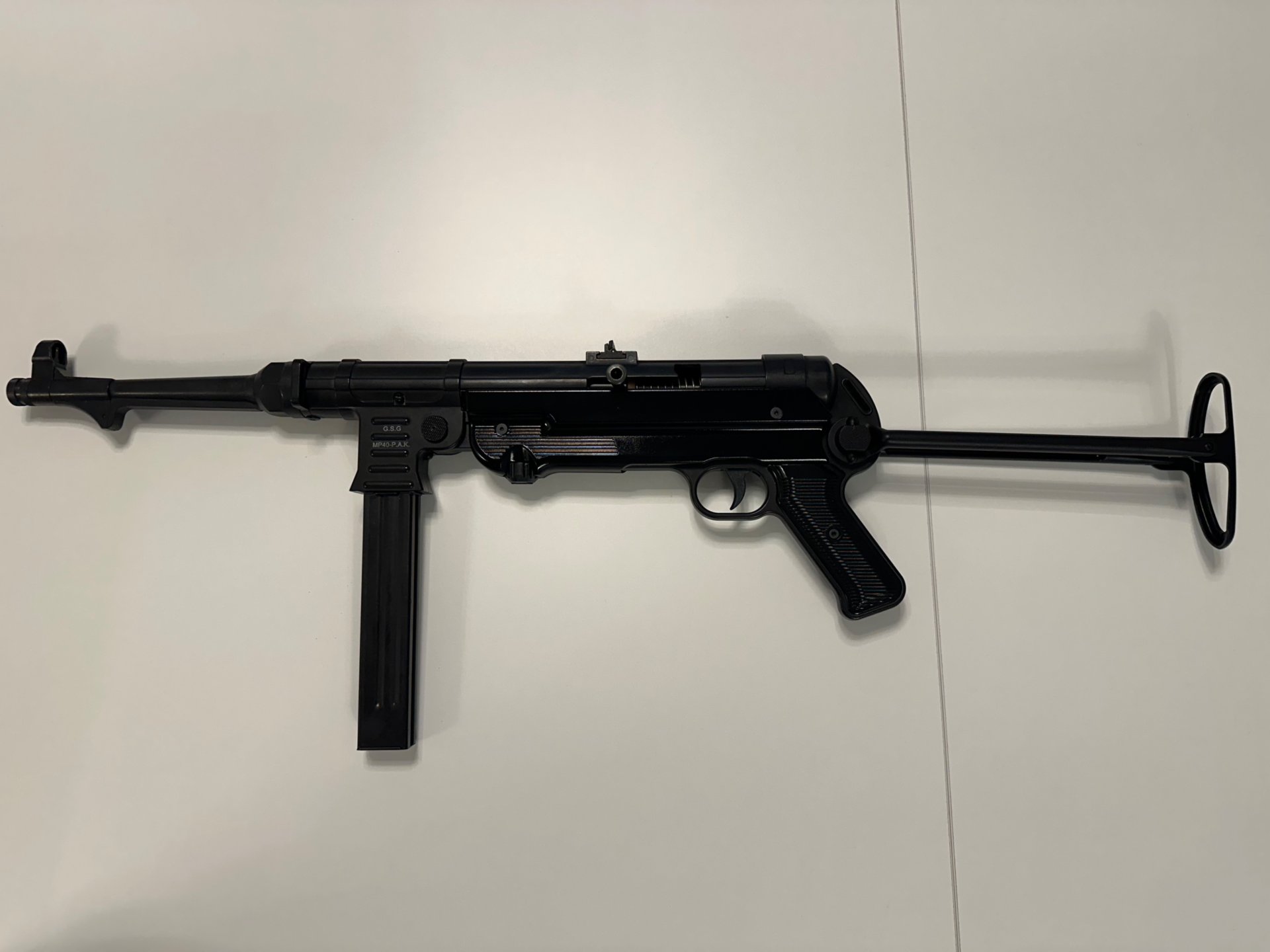 MP40 Schreckschuss Maschinenpistole 9mm P.A.K. Knall GSG – Bild 1