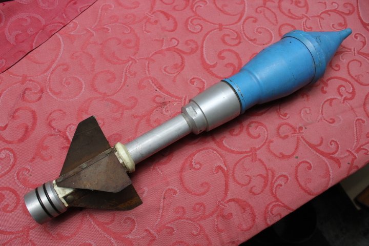 Bw. Deko Rakete zur kleinen Panzerfaust. – Bild 3