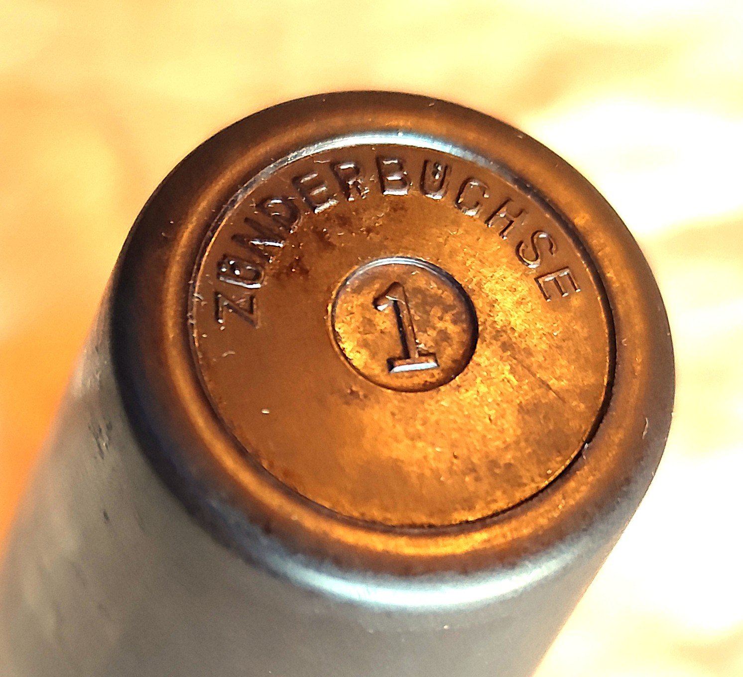 Bakelit Zünderbüchse 1233 Zünderdose 1941 cqd 2.WK Granate Wehrmacht – Bild 2