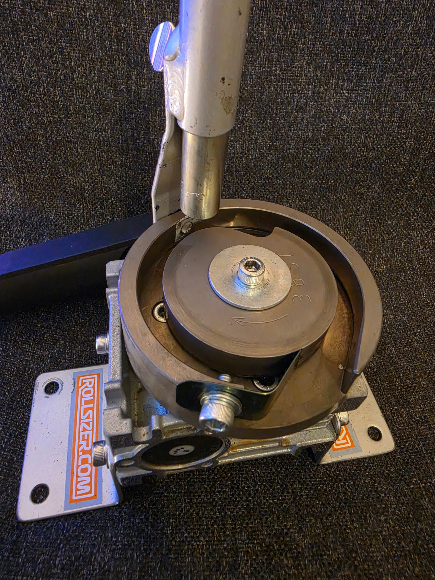 Manual Mini Rollsizer Hülsenformer inkl .38 Super Conversion Disk – Bild 3