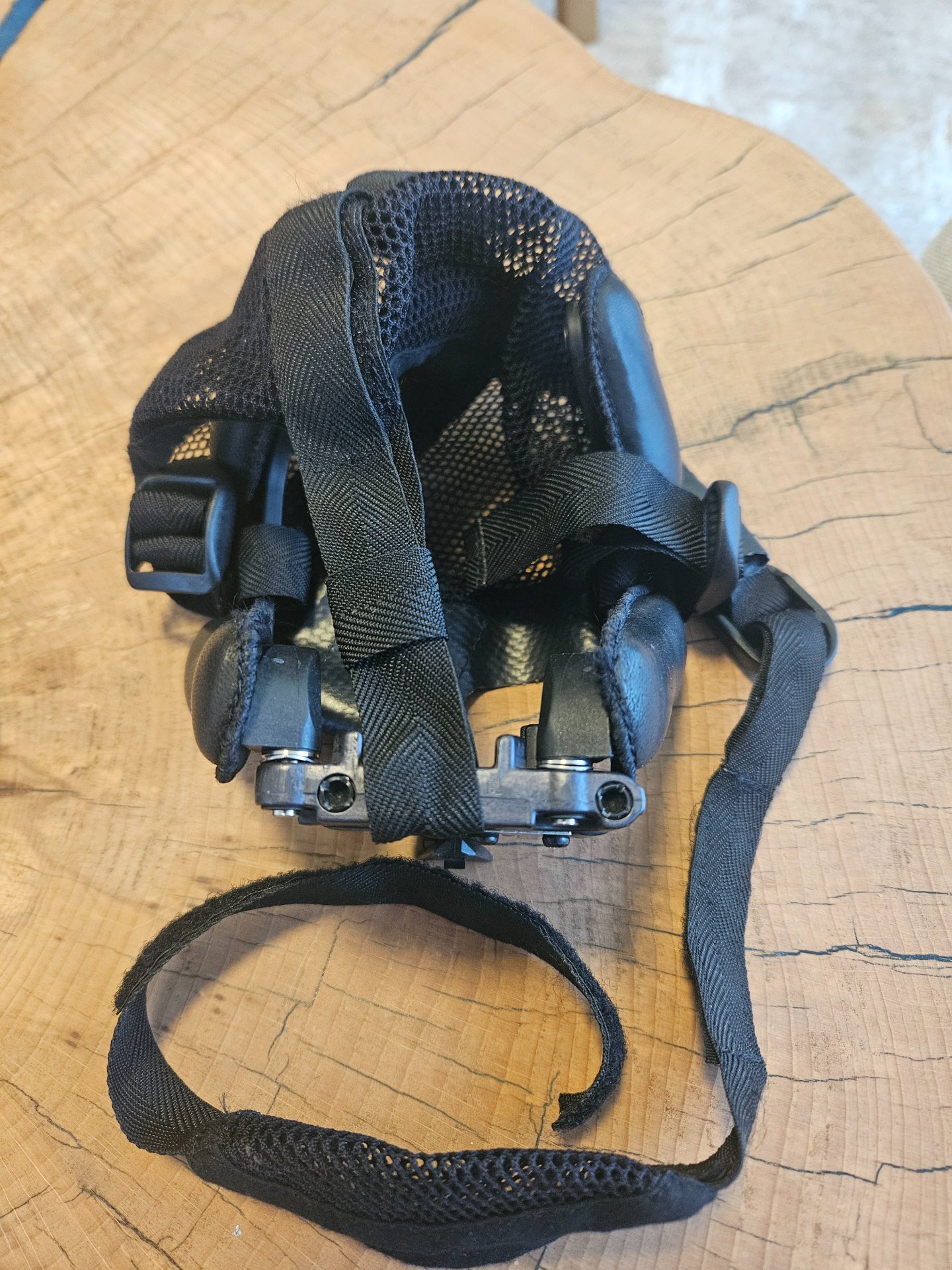 Thales Angénieux LUCIE Nachtsichtgerät – Headmount, Magnifier, Tasche & Originalhandbuch – Bild 7