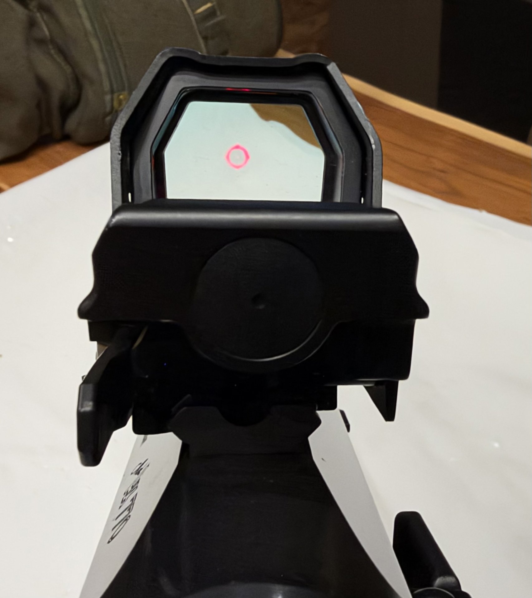 Heckler & Koch 770, Kal. .308 mit Falke LE Red Point Dot – Bild 3
