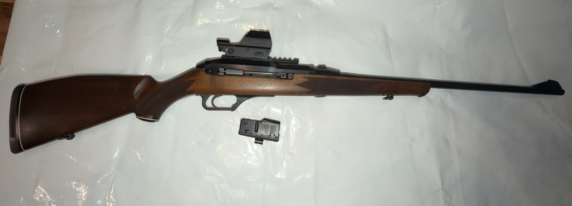 Heckler & Koch 770, Kal. .308 mit Falke LE Red Point Dot – Bild 1