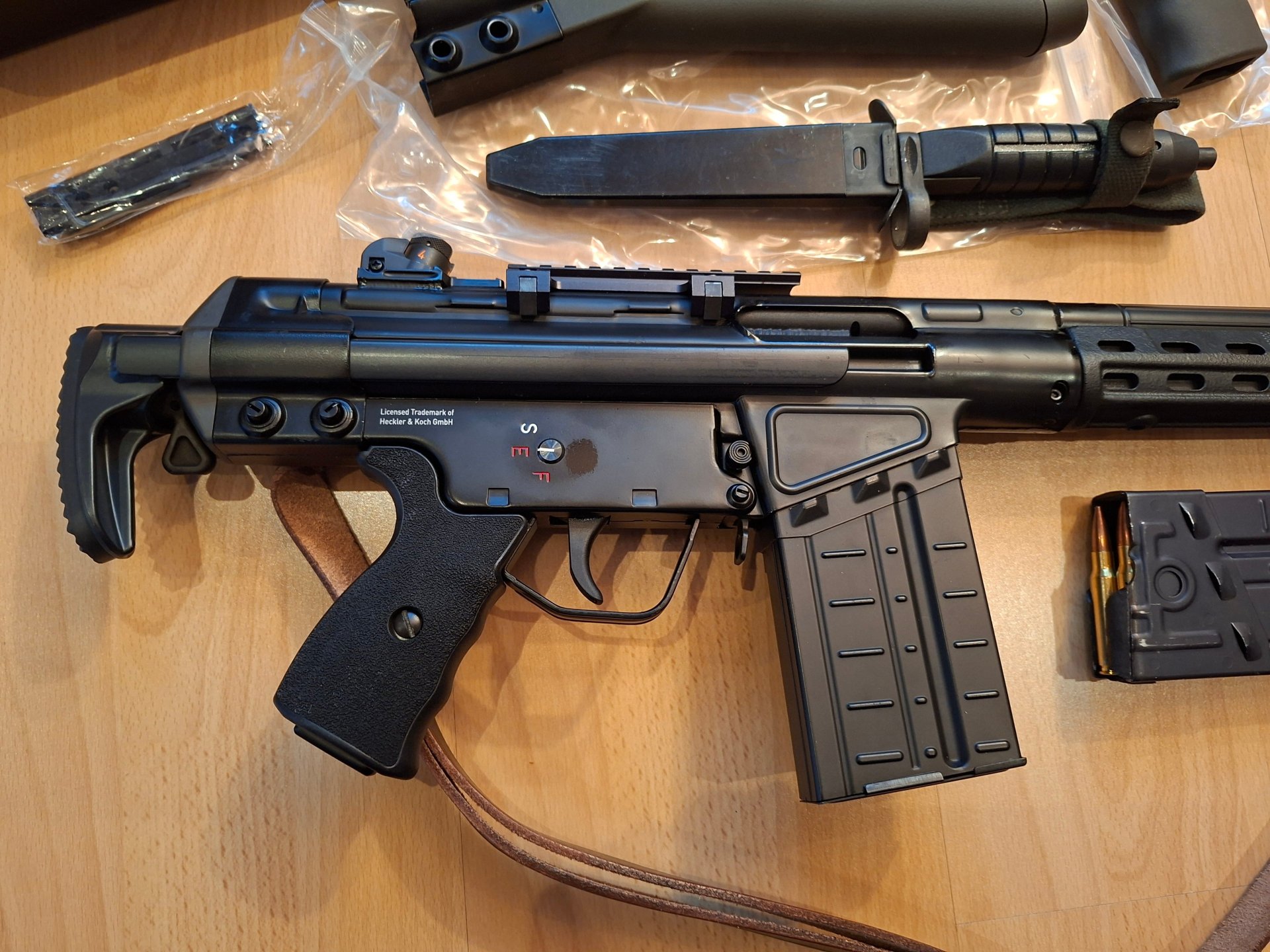 UNIKAT Heckler & Koch G3 Softair-Gewehr Kaliber 6 mm BB Gas Blowback (P18) – Bild 2