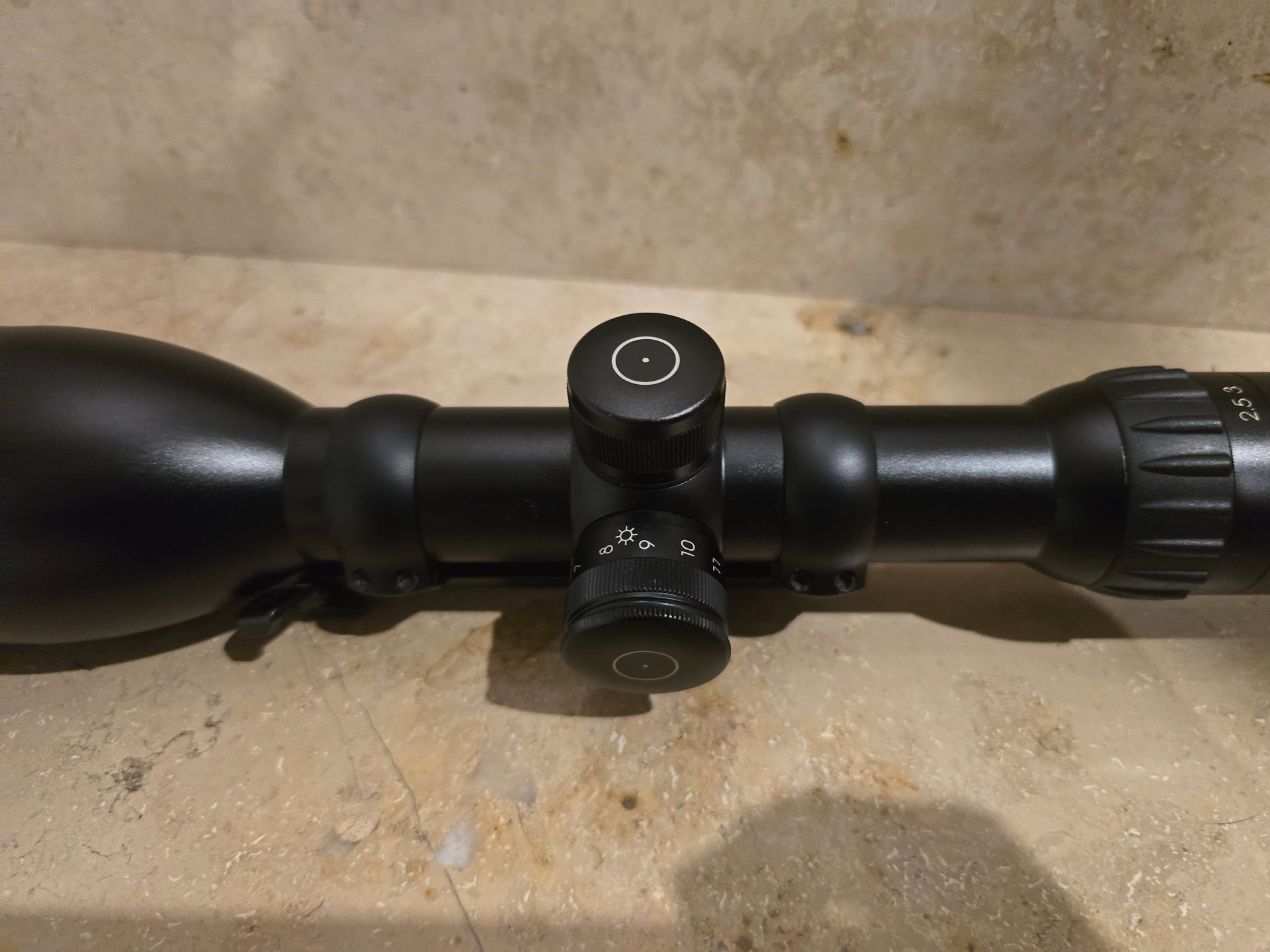 Schmidt und Bender Zenith 2,5-10x56 inkl. Blaser Sattelmontage – Bild 2