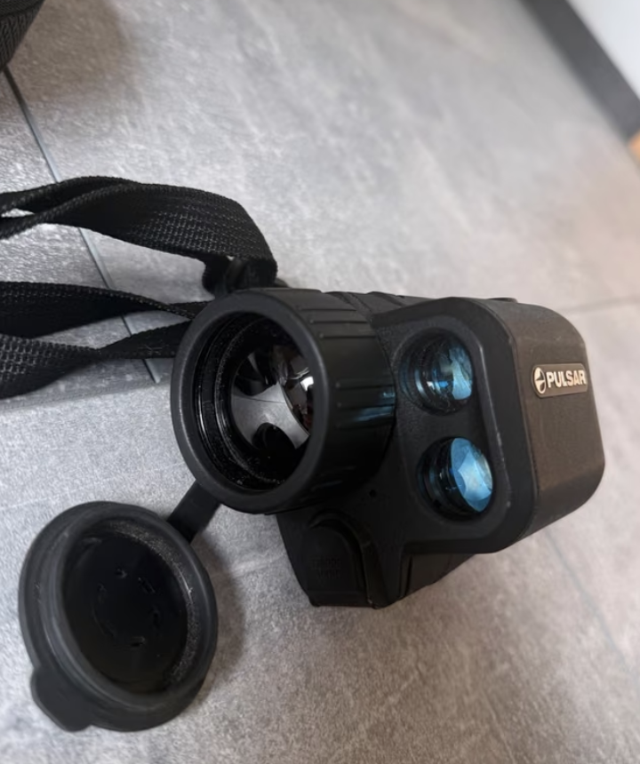 PULSAR Axion 2 XQ35 Pro Wärmebildgerät mit Entfernungsmesser – Bild 1