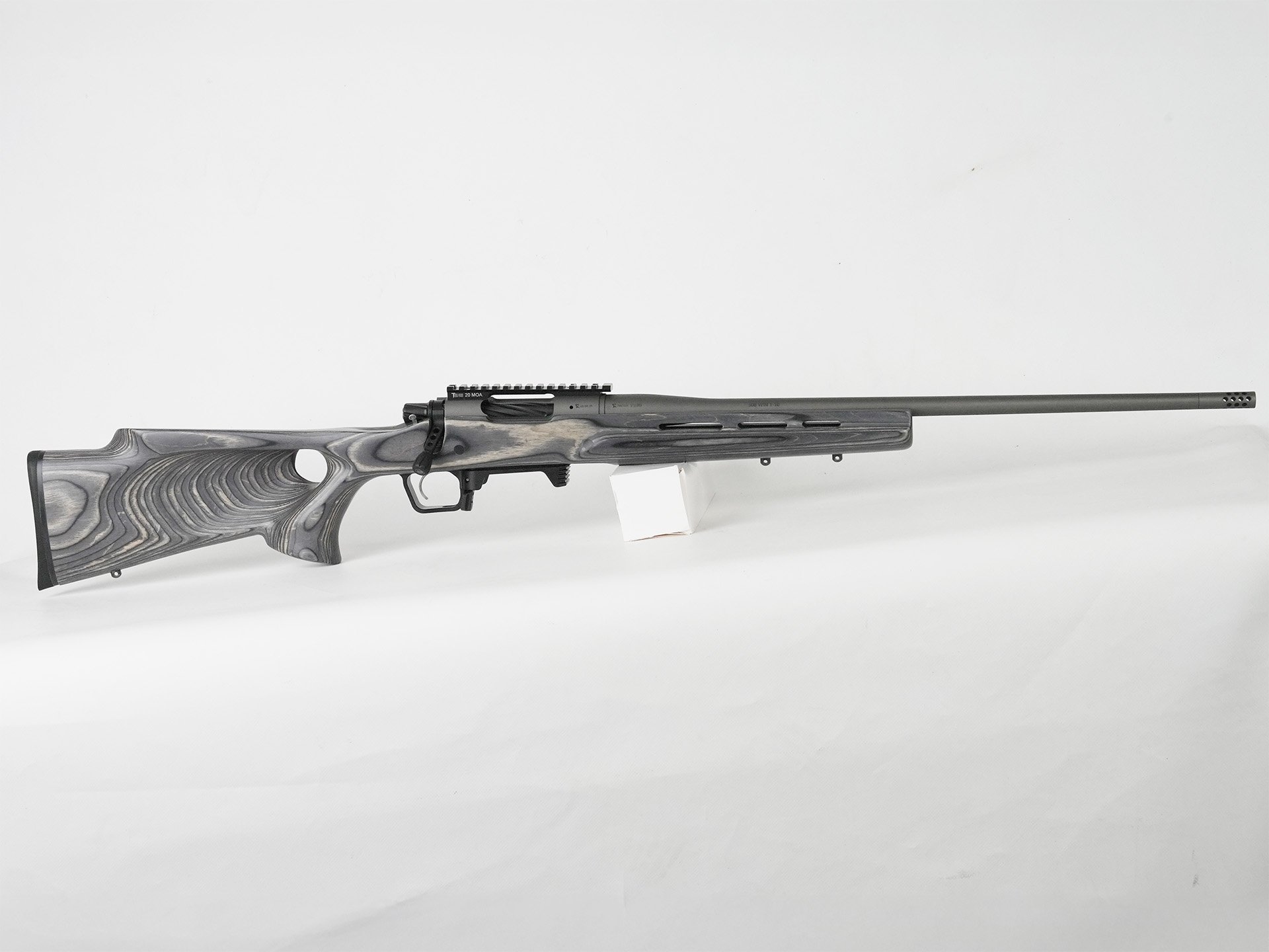 Christensen Arms Remington 700 .308 Win. – 22" Lauf, Boyds-Thumbhole-Schaft, Tier One 20 MOA-Schiene – Bild 1