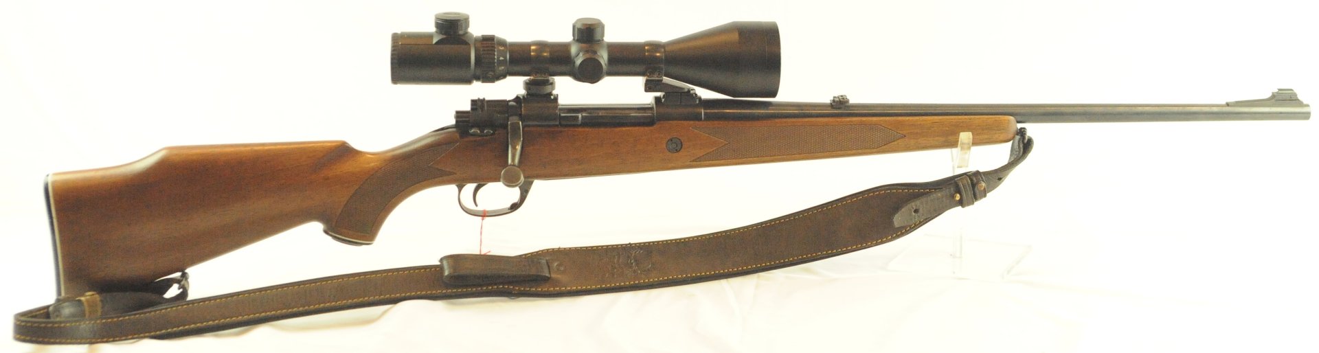 Windsor Repetierbüchse mit ZF ; Kal. 7x64 – Bild 1