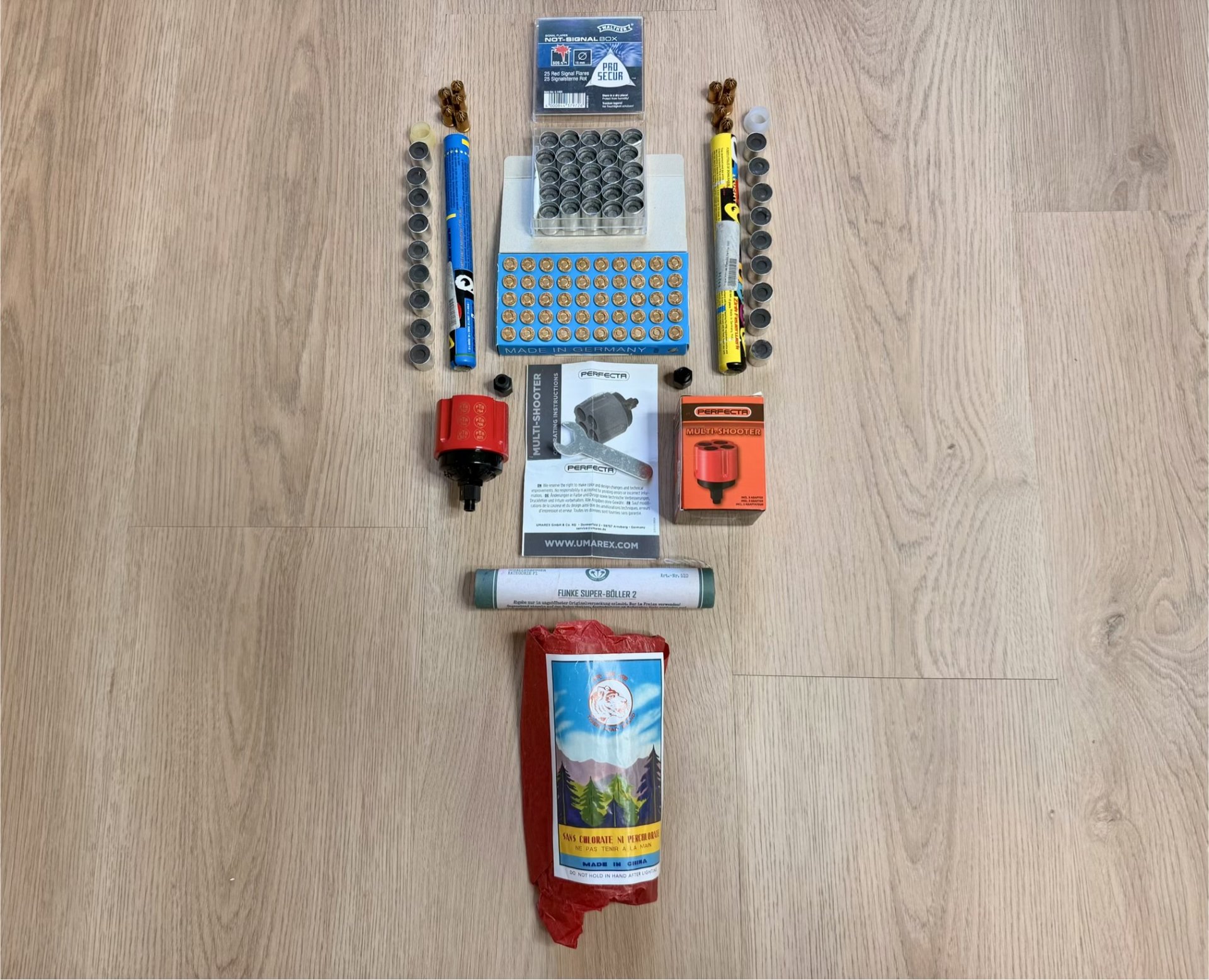 Leuchtstern Konvolut 9 mm Revolver Knall Feuerwerk – Bild 1