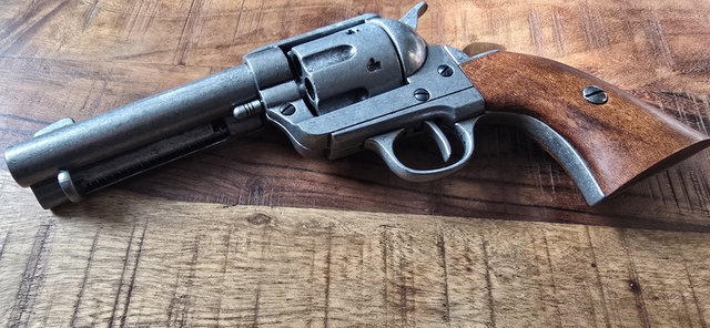 Colt Peacemaker 1886 Deko-Revolver – Bild 1