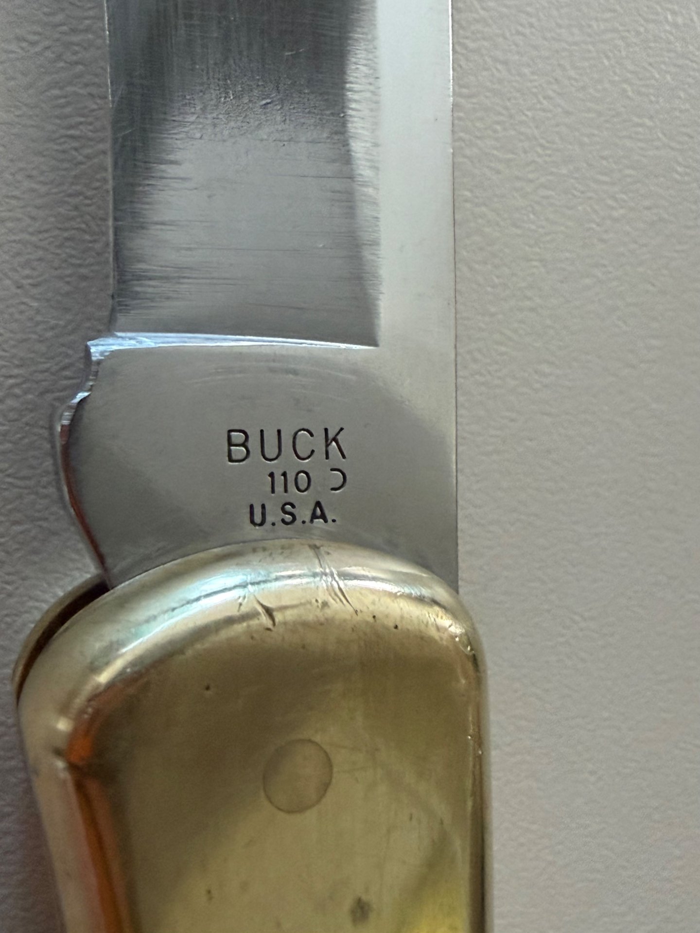 Vintage: Buck 110 Folding Hunter Taschenmesser (Herstellungsjahr 1996) inkl. Lederscheide – Bild 3