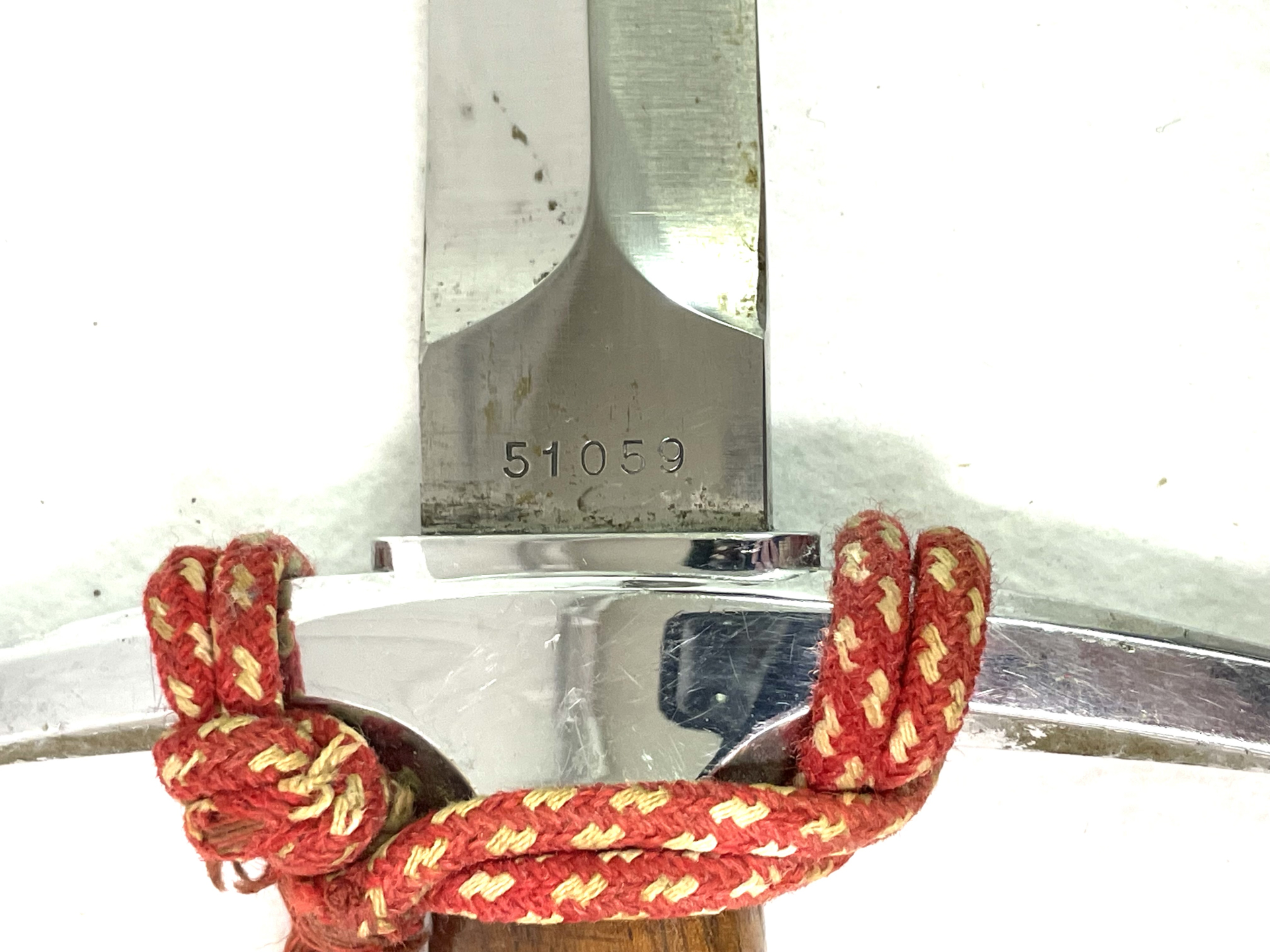 Schweizer Offiziers Dolch M/43 - M43, Elsener Schwyz Victoria, Portepee – Bild 4