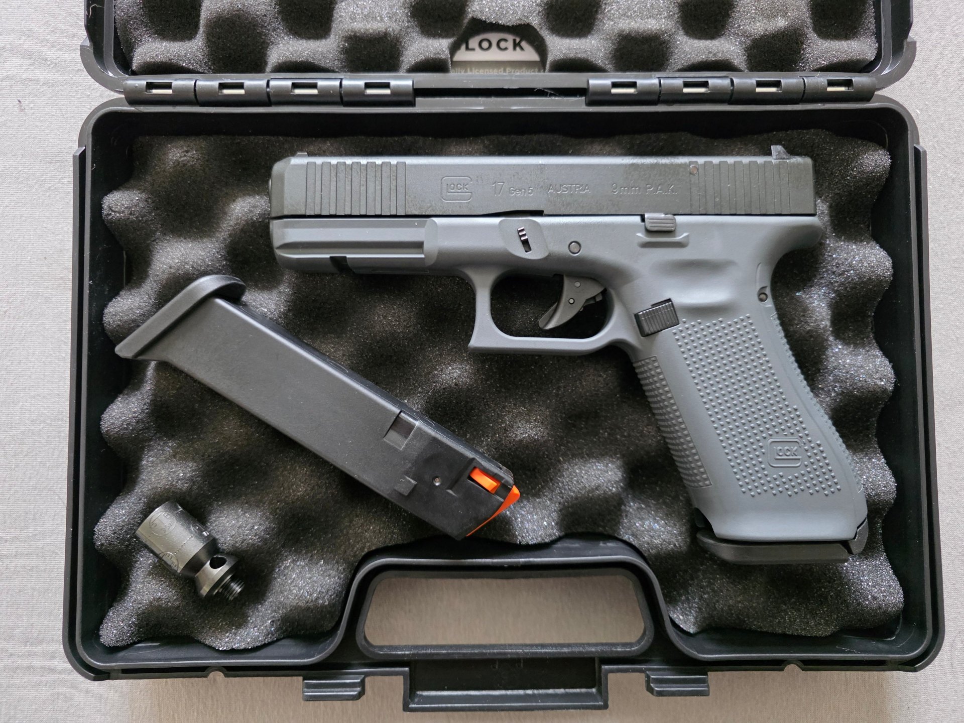 Glock 17 Gen 5, 9 mm PAK, Tungsten Grey – Bild 1