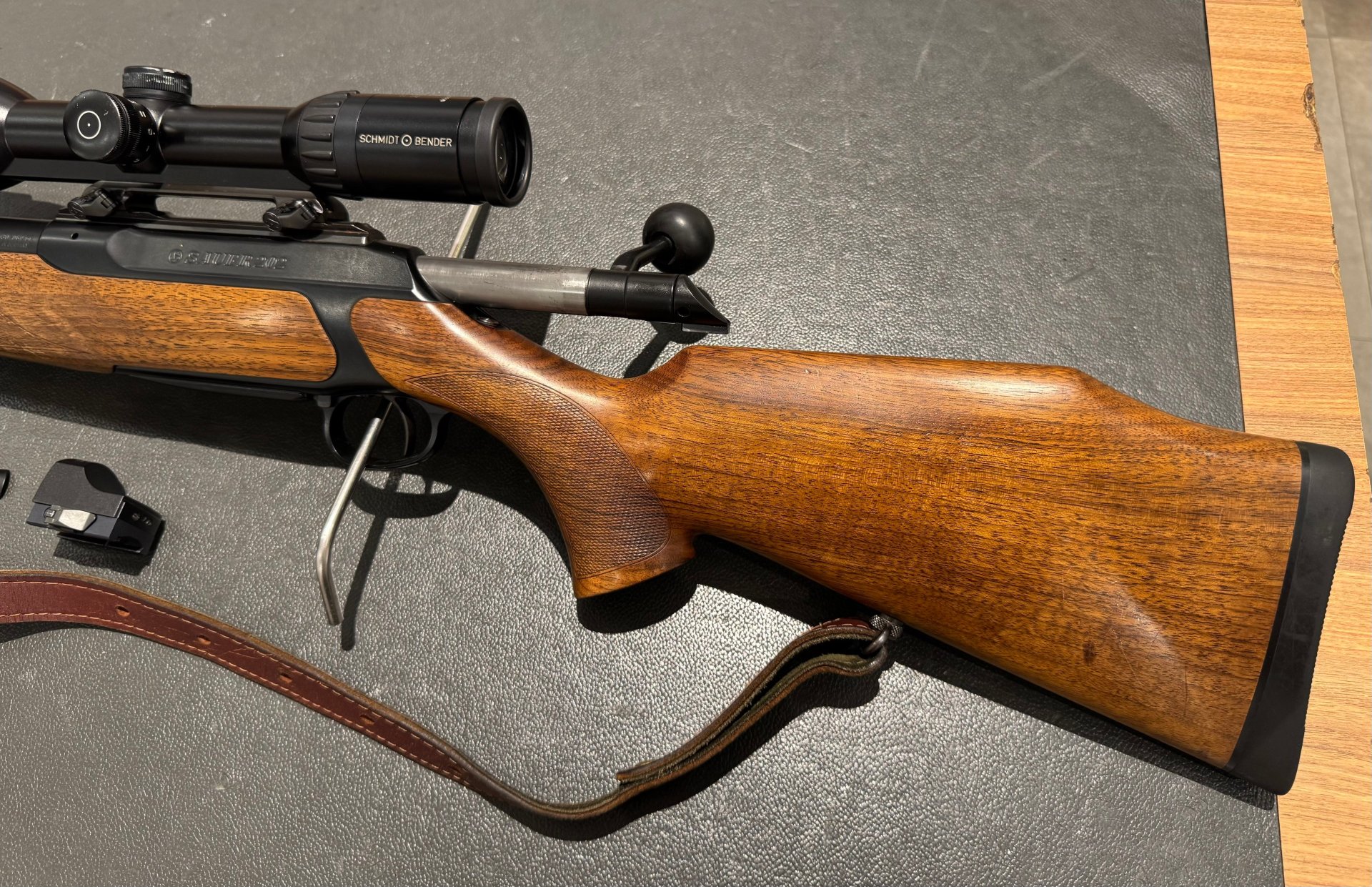 Komplettset: Sauer 202 Classic .30-06 HM + S&B Zenith FD7 + Docter Sight + Adapter – Bild 2