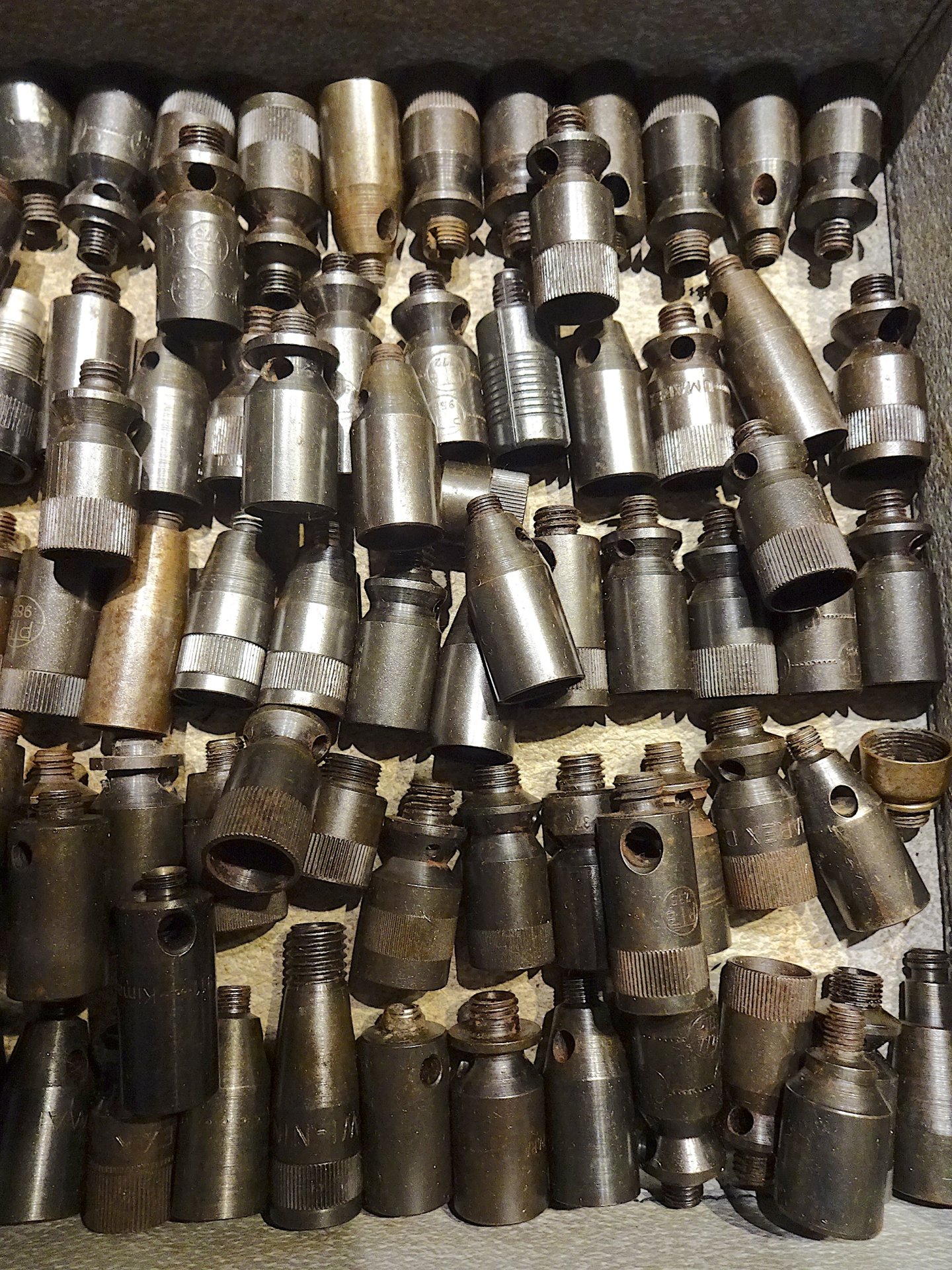 große Sammlung Schiessbecher/Abschussbecher für Gaswaffen +Adapter – Bild 4