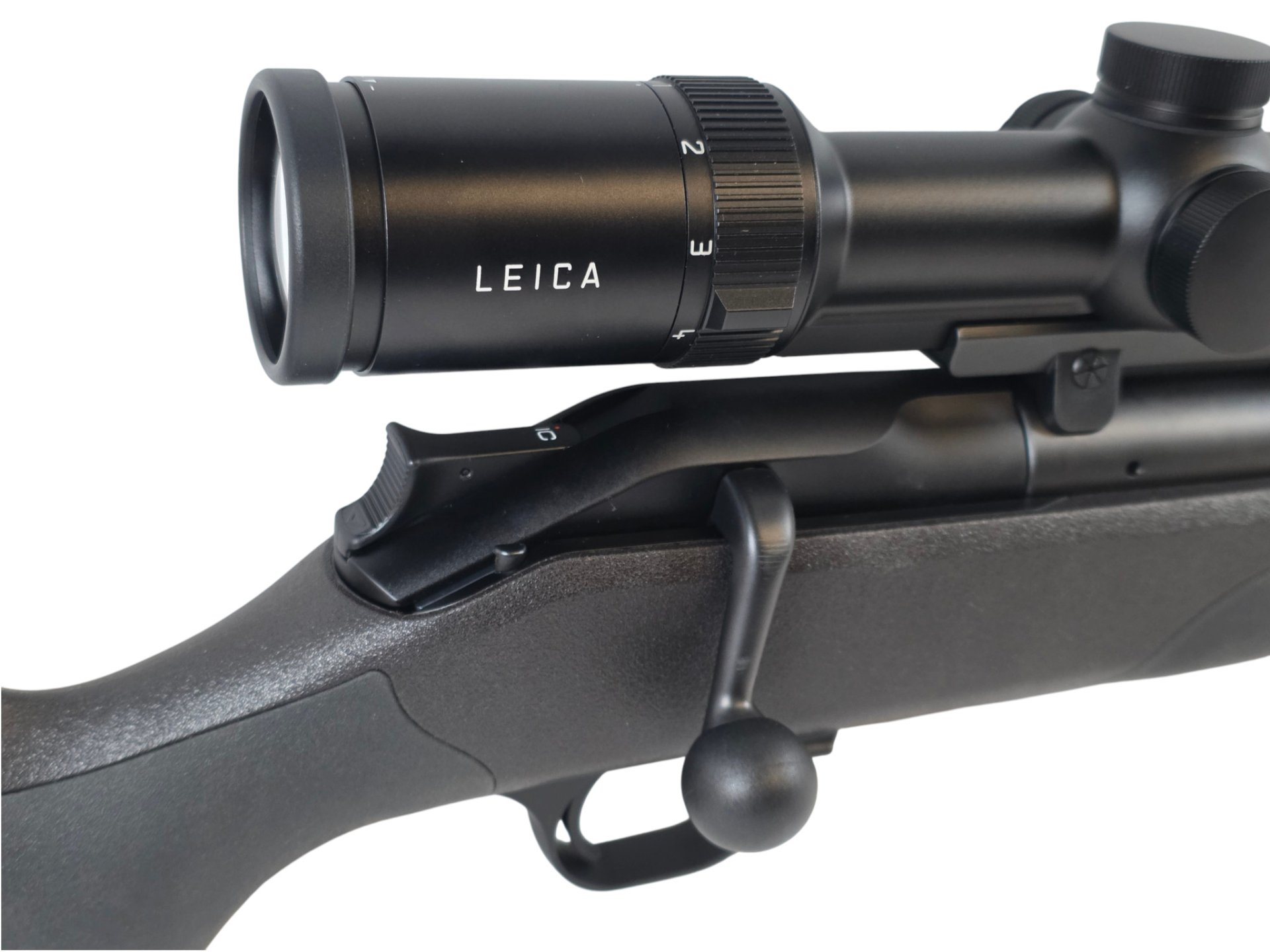 Blaser R8 Professional im Kal. 8x57 JS LL 52cm mit M15x1 mit Leica 1-6x24 sofort verfügbar – Bild 1