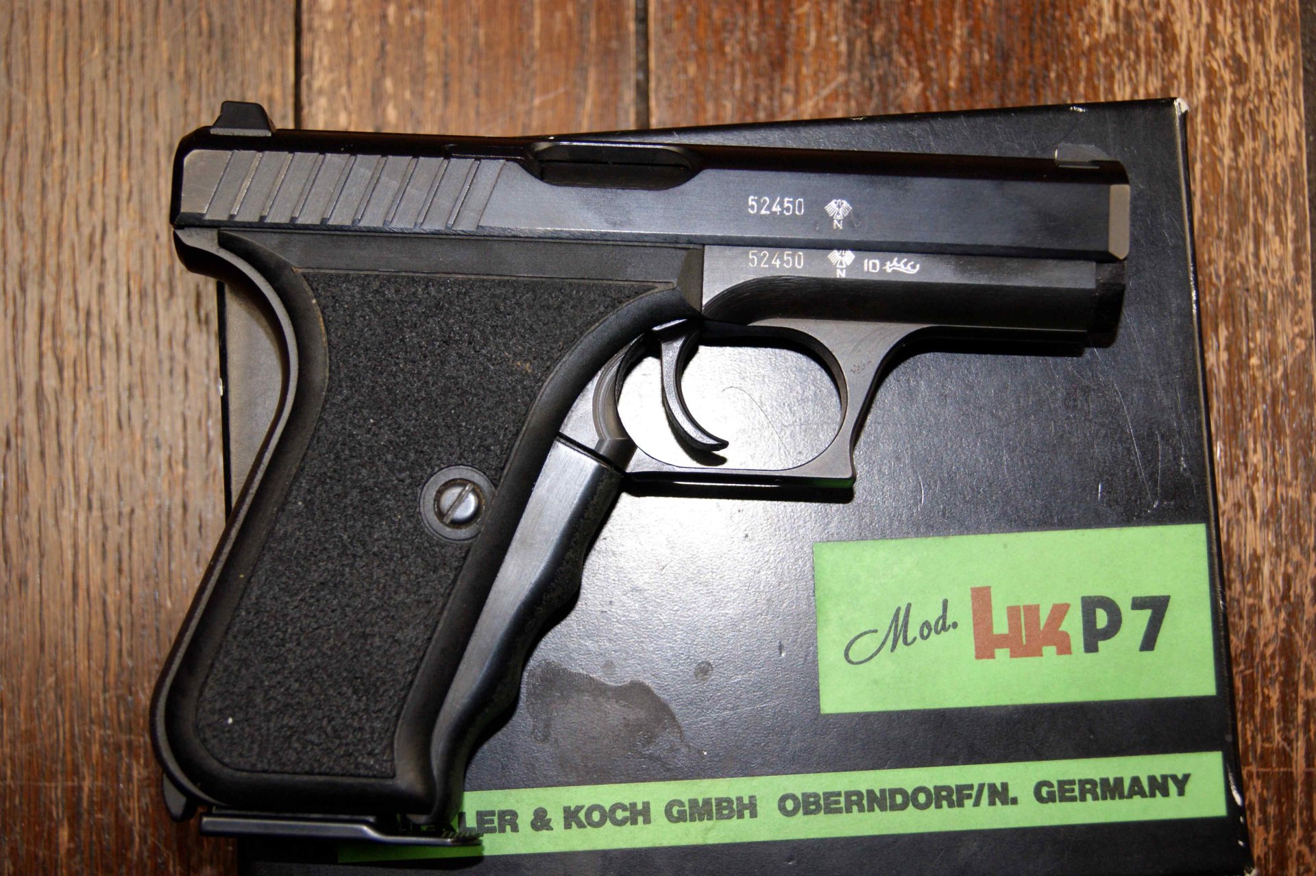 Heckler & Koch P 7 im Kaliber 9mmLuger mit original Schachtel – Bild 1